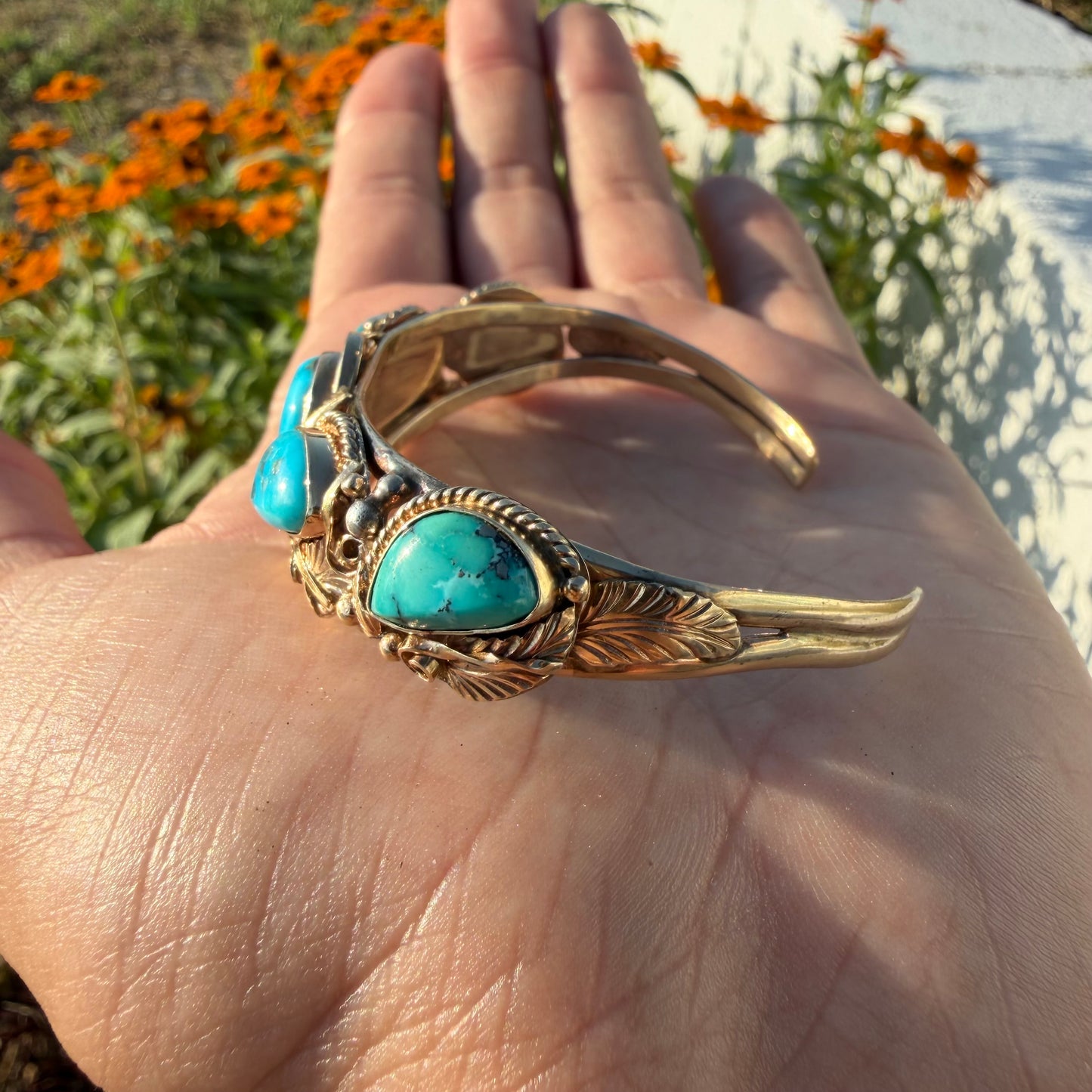 Vintage Solid 14k Yellow Gold Navajo Artist Signed Justin Morris Kingman Turquoise Cuff (6”-7”)