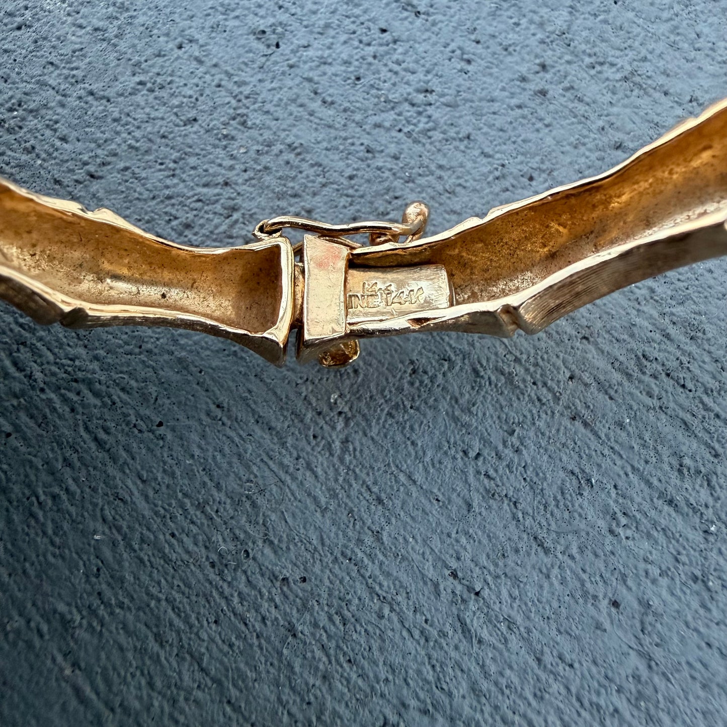 Vintage Designer Made Solid 14k Yellow Gold Bypass Bamboo Hinged Bangle Bracelet (5.75”-6.75”)