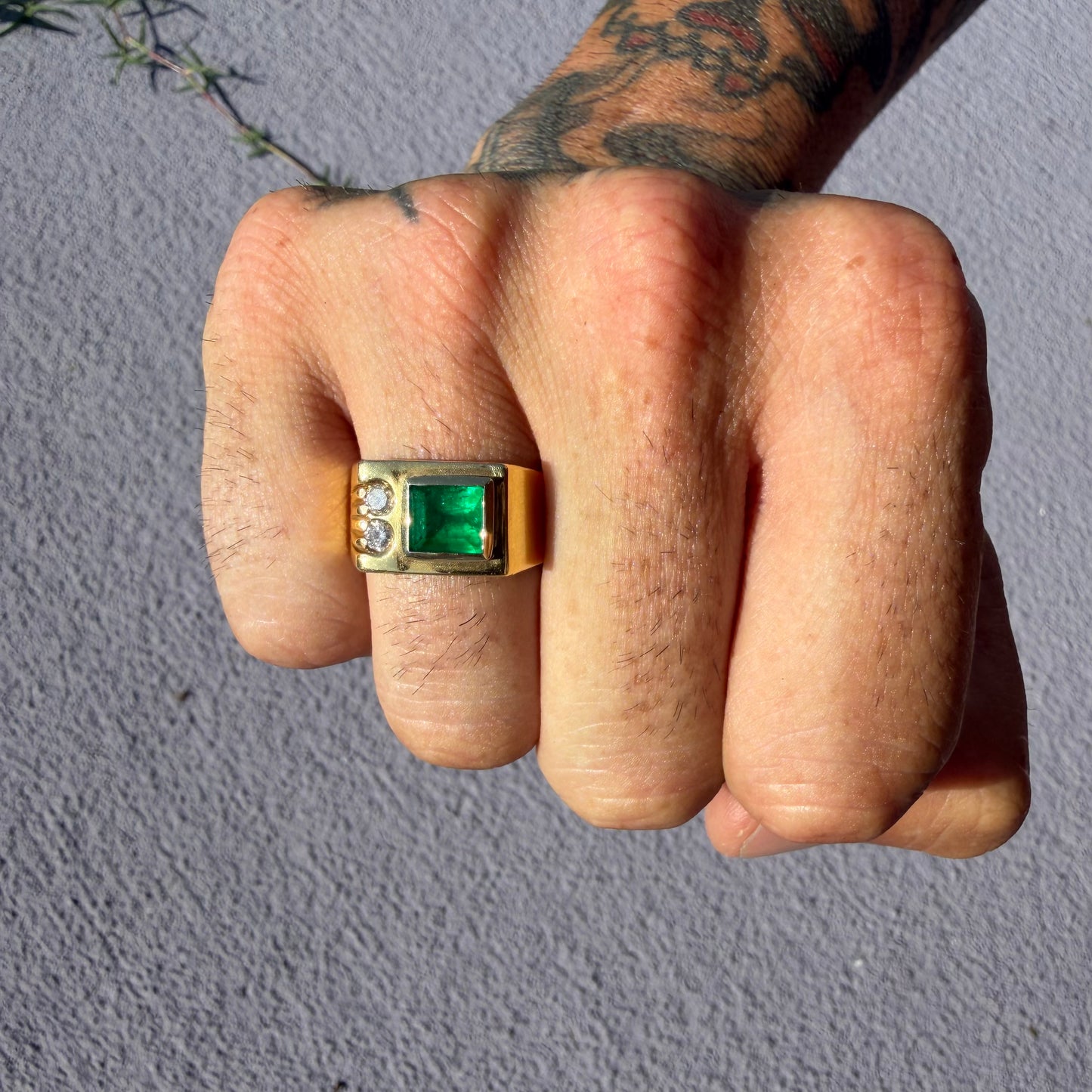 1980’s New Old Stock Solid 18k Yellow Gold 1.95ctw Natural Colombian Emerald and VS Diamond Signet Ring (9)