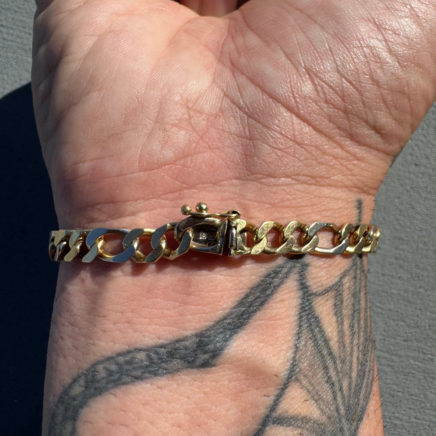Vintage UnoAerre Solid 18k Two-Tone Yellow & White Gold Curb Link Bracelet (7.5”)
