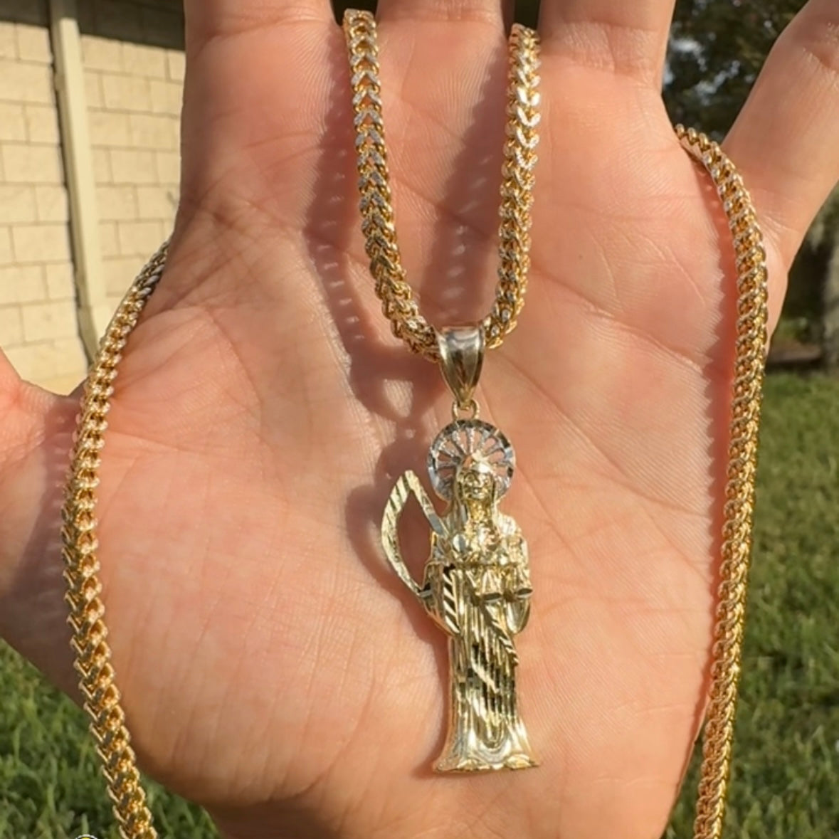 Pendant