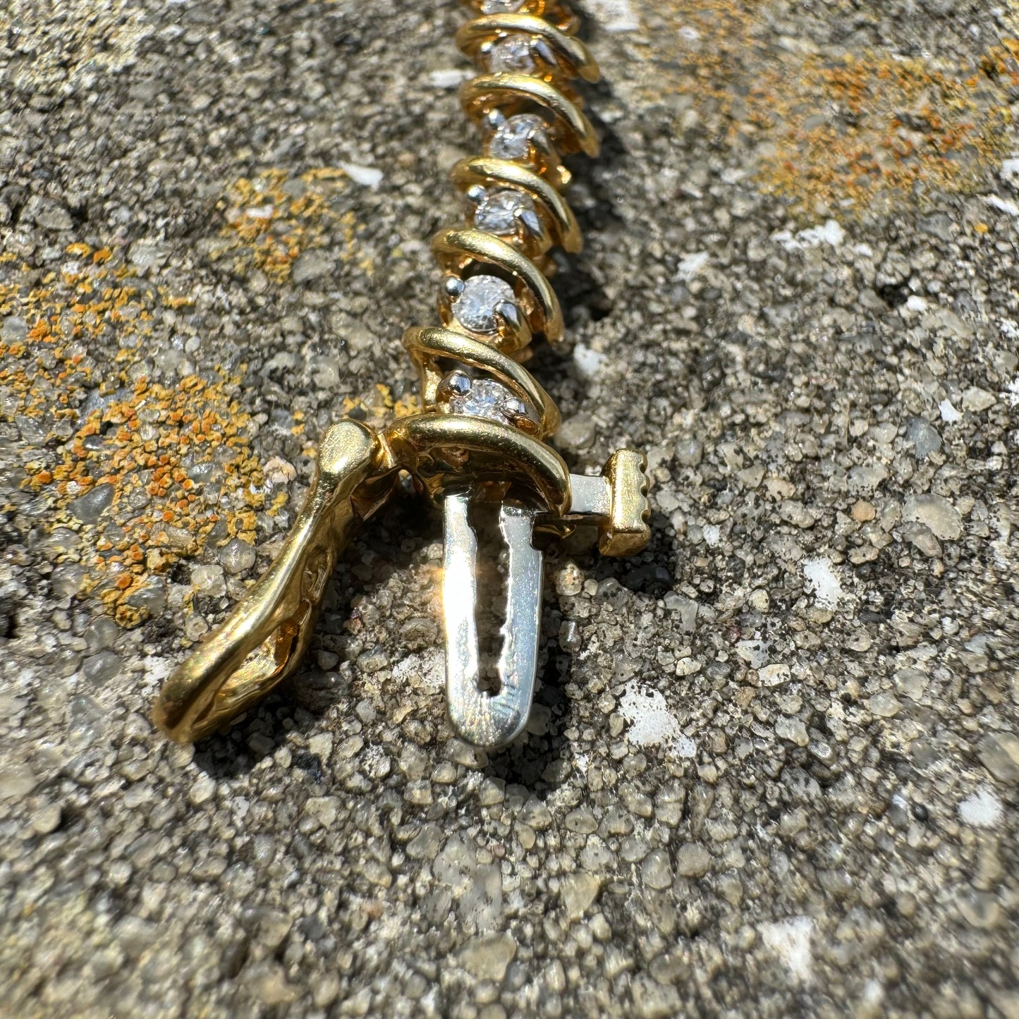 Vintage Solid 18k Yellow Gold 2.0ctw Natural Diamond Tennis Bracelet (7.25”)
