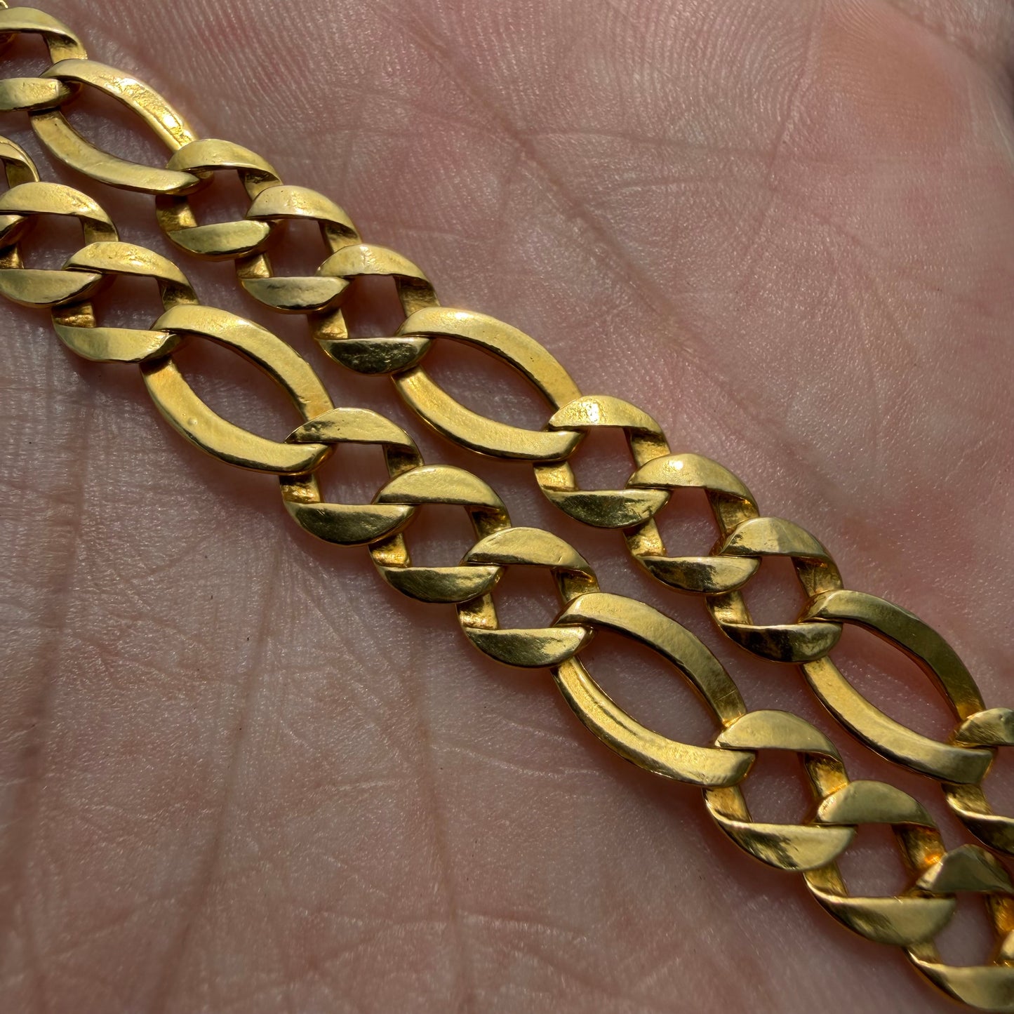 Vintage Solid 18k Yellow Gold Old School Figaro Link Necklace (18”)