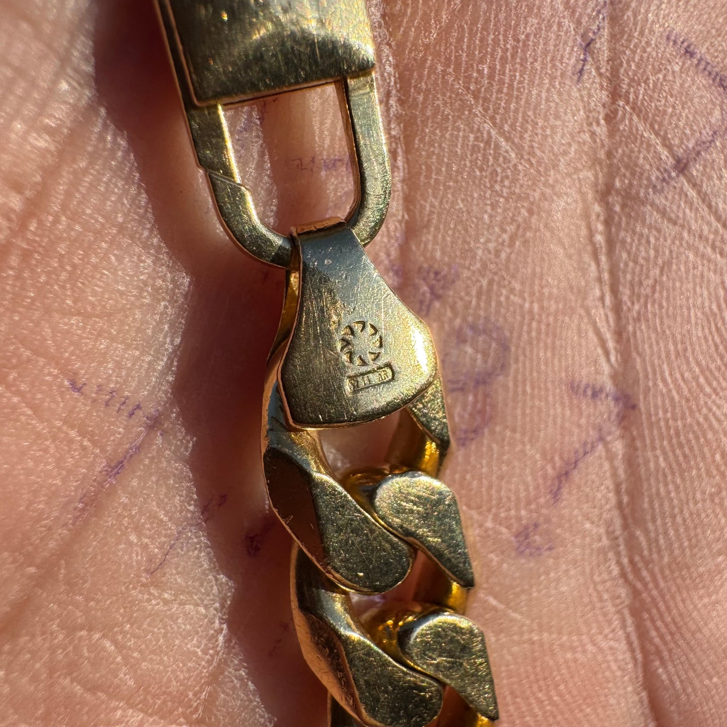 Vintage Solid 18K Italian Yellow Gold Heavyweight Cuban Link Bracelet By Fratelli Chini (8.75”)