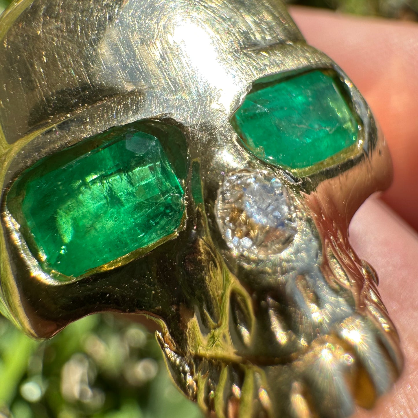 Vintage Custom Made 14k Yellow Gold Natural Emerald And Old Euro Cut Diamond Large Skull Ring (12)