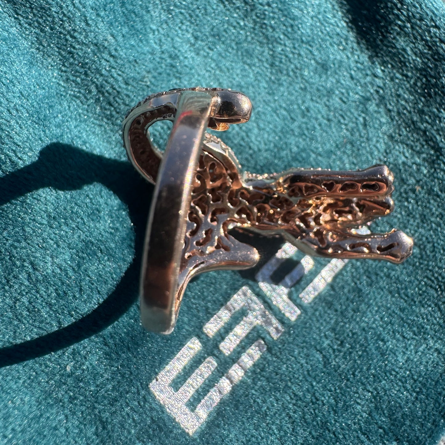 Effy Solid 14k Rose Gold 1.52ctw Natural Diamond And Emerald Stalking Panther Ring (7.25)