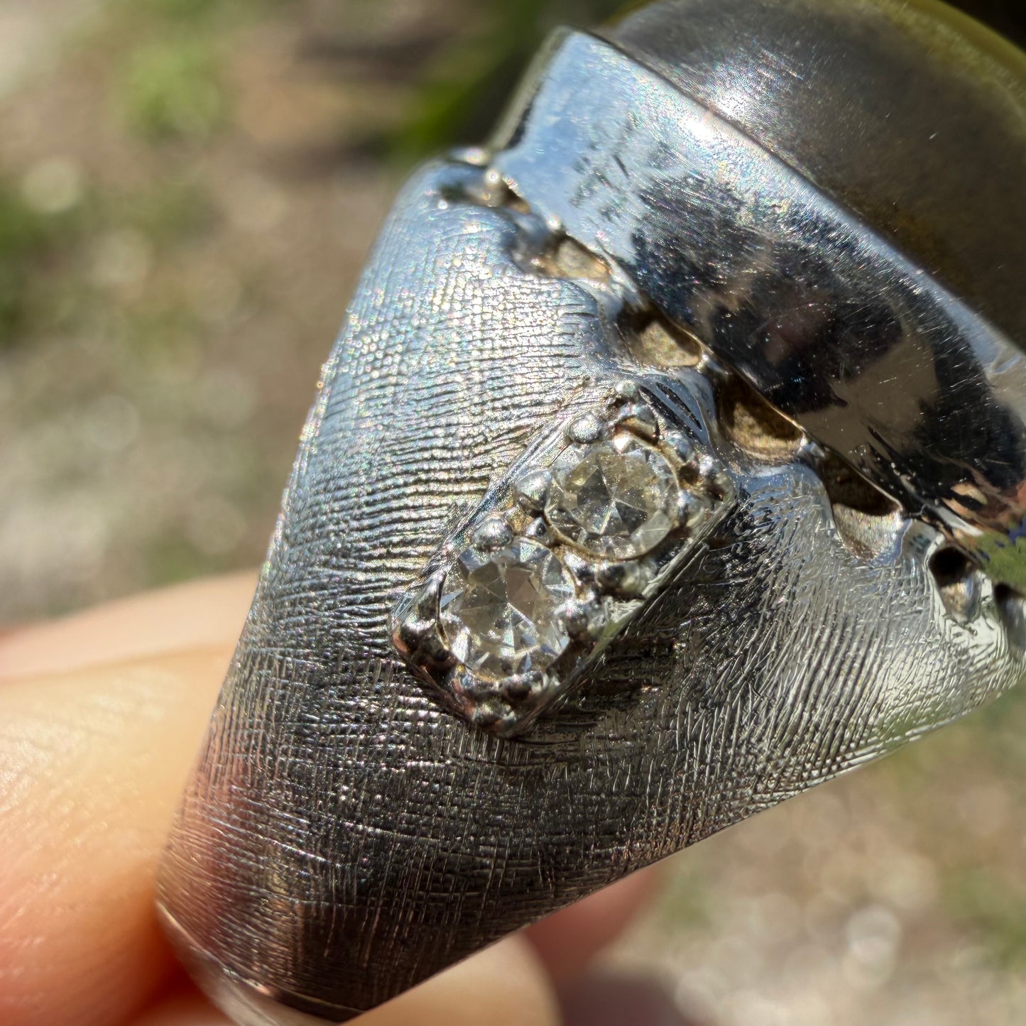 Mid-Century Solid 14k White Gold 7.25ctw Natural Chrysoberyl Cats Eye And Diamond Gents Ring (8.5)