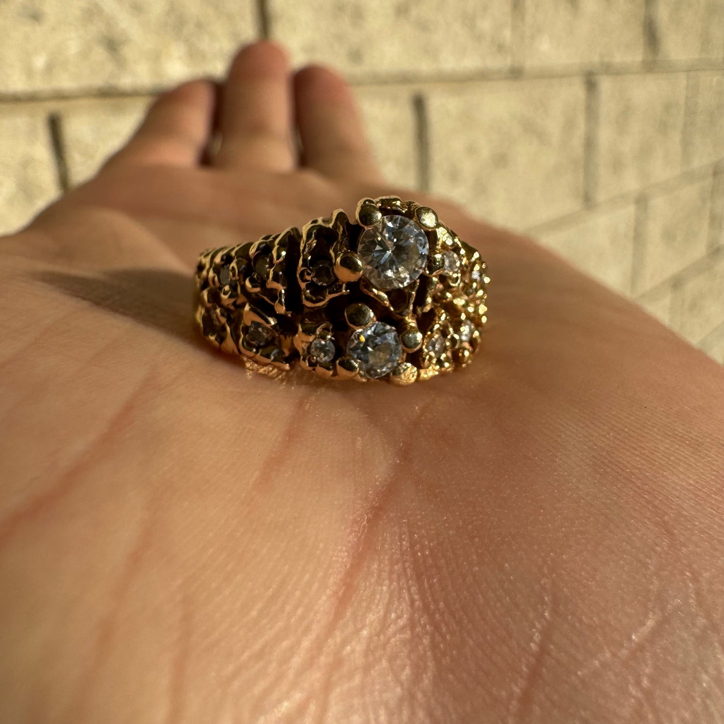 Vintage Solid 14k Yellow Gold .90CTW Natural Diamond Brutalist Nugget Cluster Ring (7.5)