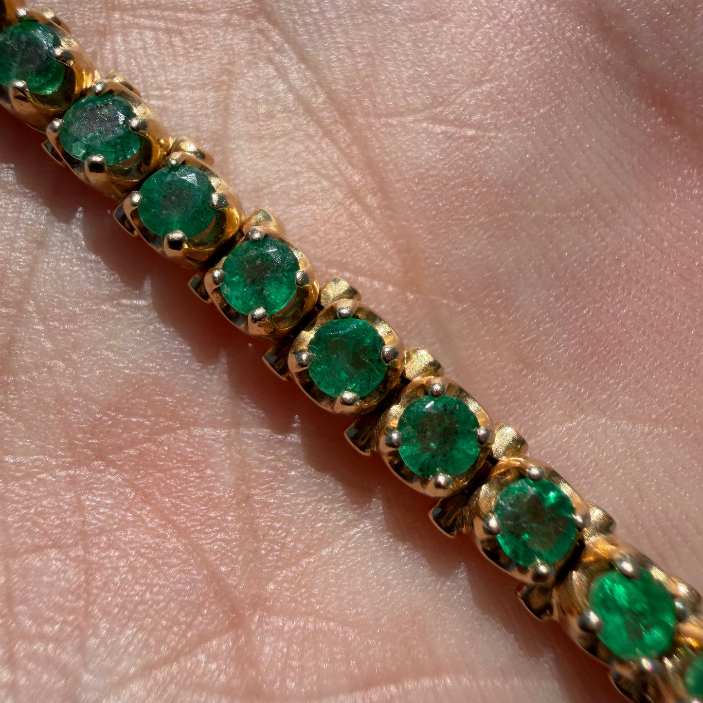 Vintage Solid 14k Yellow Gold 4.5ctw Natural Emerald Tennis Bracelet (7.5”)