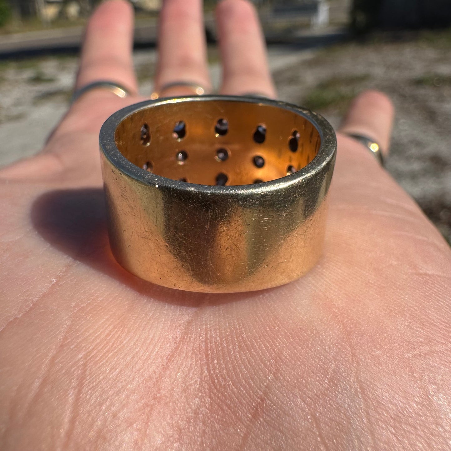 Vintage Solid Heavyweight 18k Yellow Gold 1.5ctw Natural Diamond Chunky Cigar Band (10.75-11)