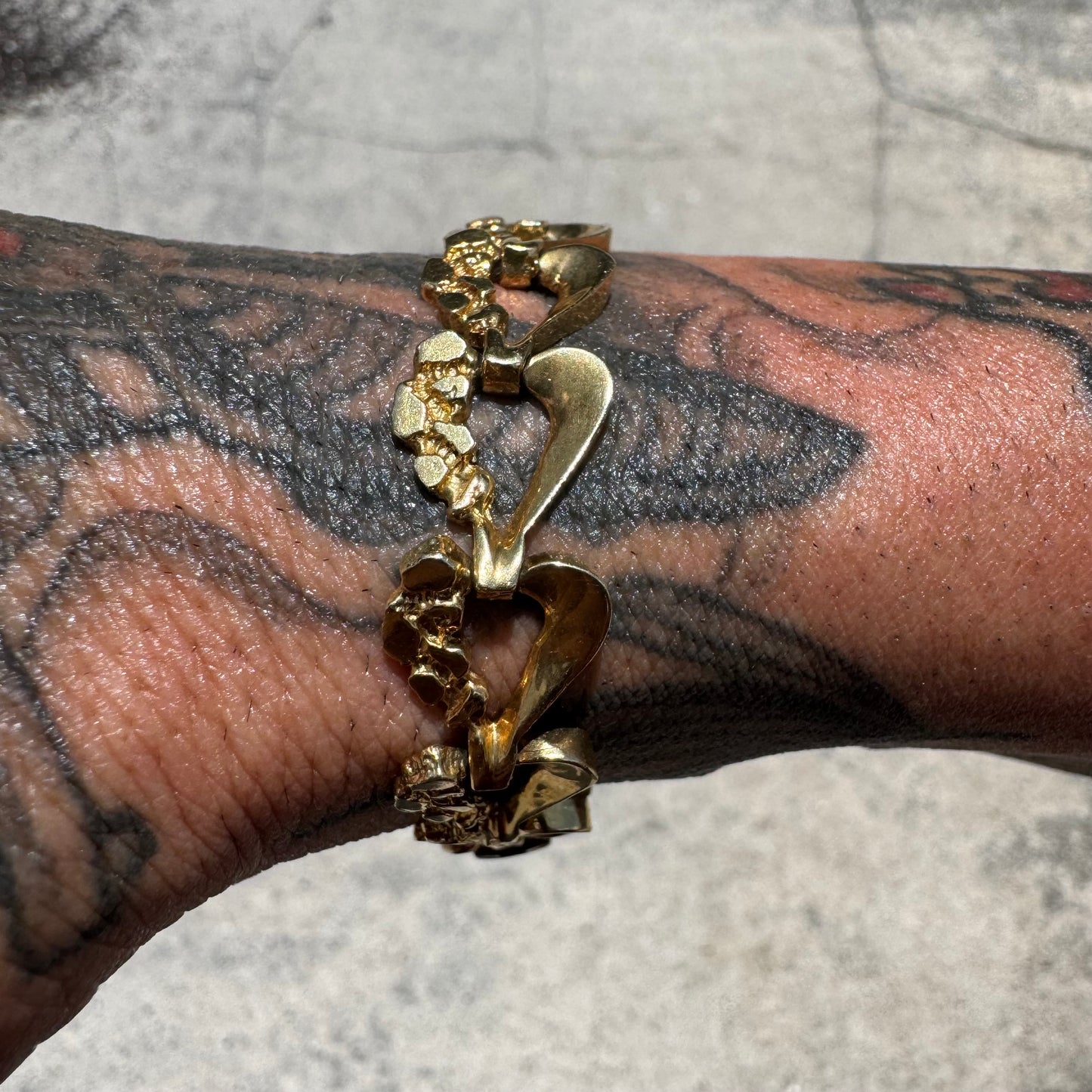 1970’s Solid 14k Yellow Gold Heavyweight Nugget Heart Link Bracelet (6.75”)