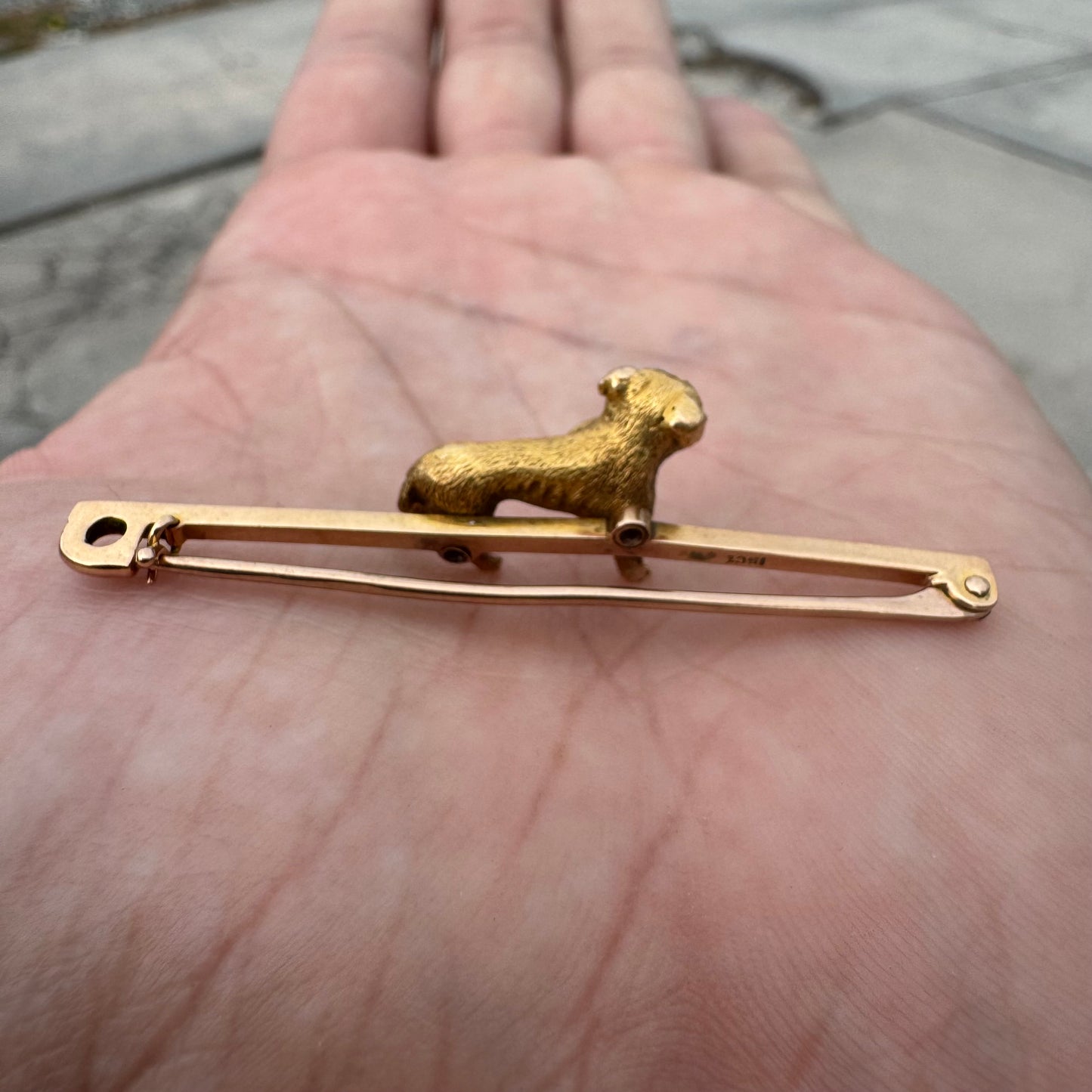Victorian 15ct Solid Yellow Gold English Bulldog Brooch