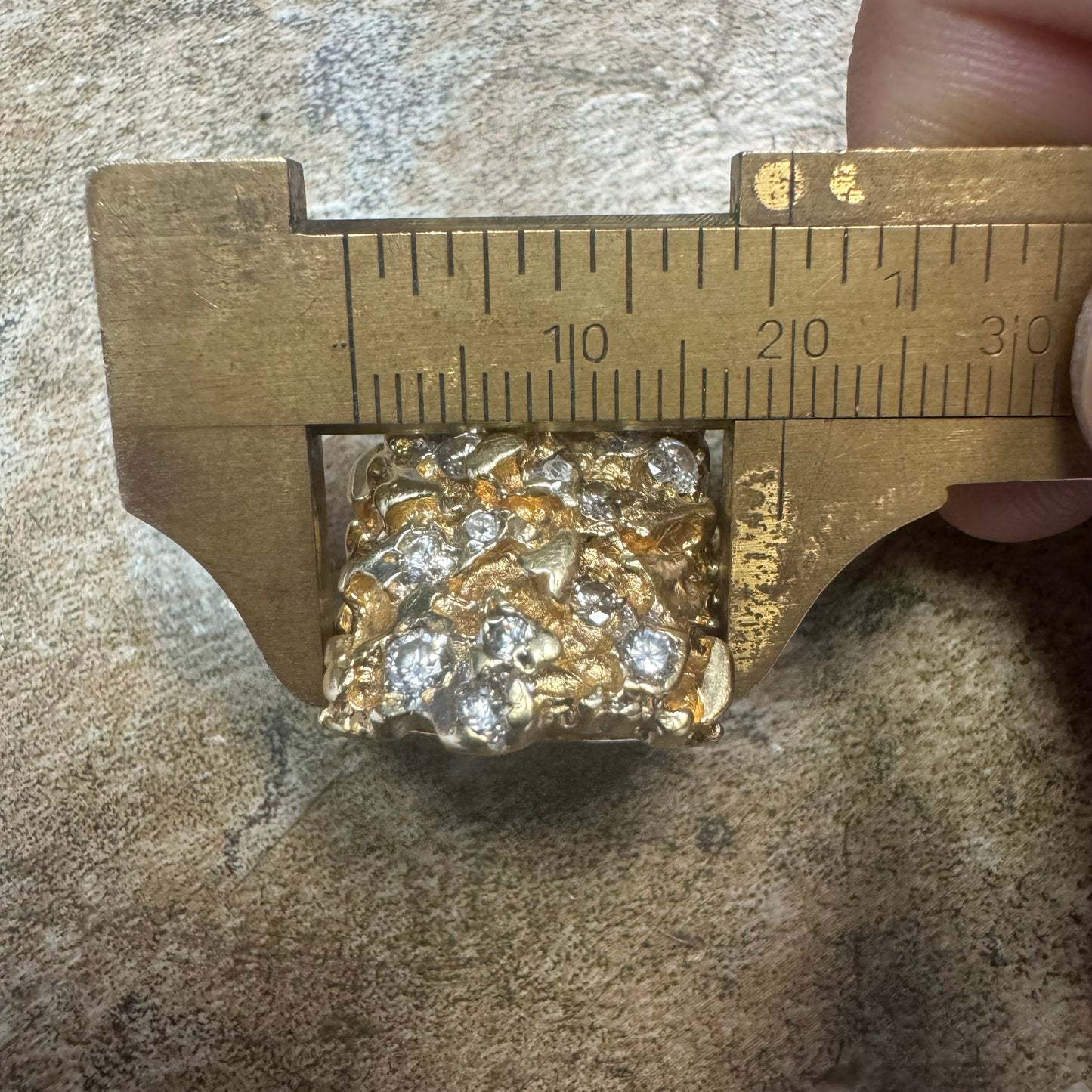 1970’s Solid 14k Yellow Gold .80ctw Natural Diamond Encrusted Brutalist Nugget Ring (6.25)