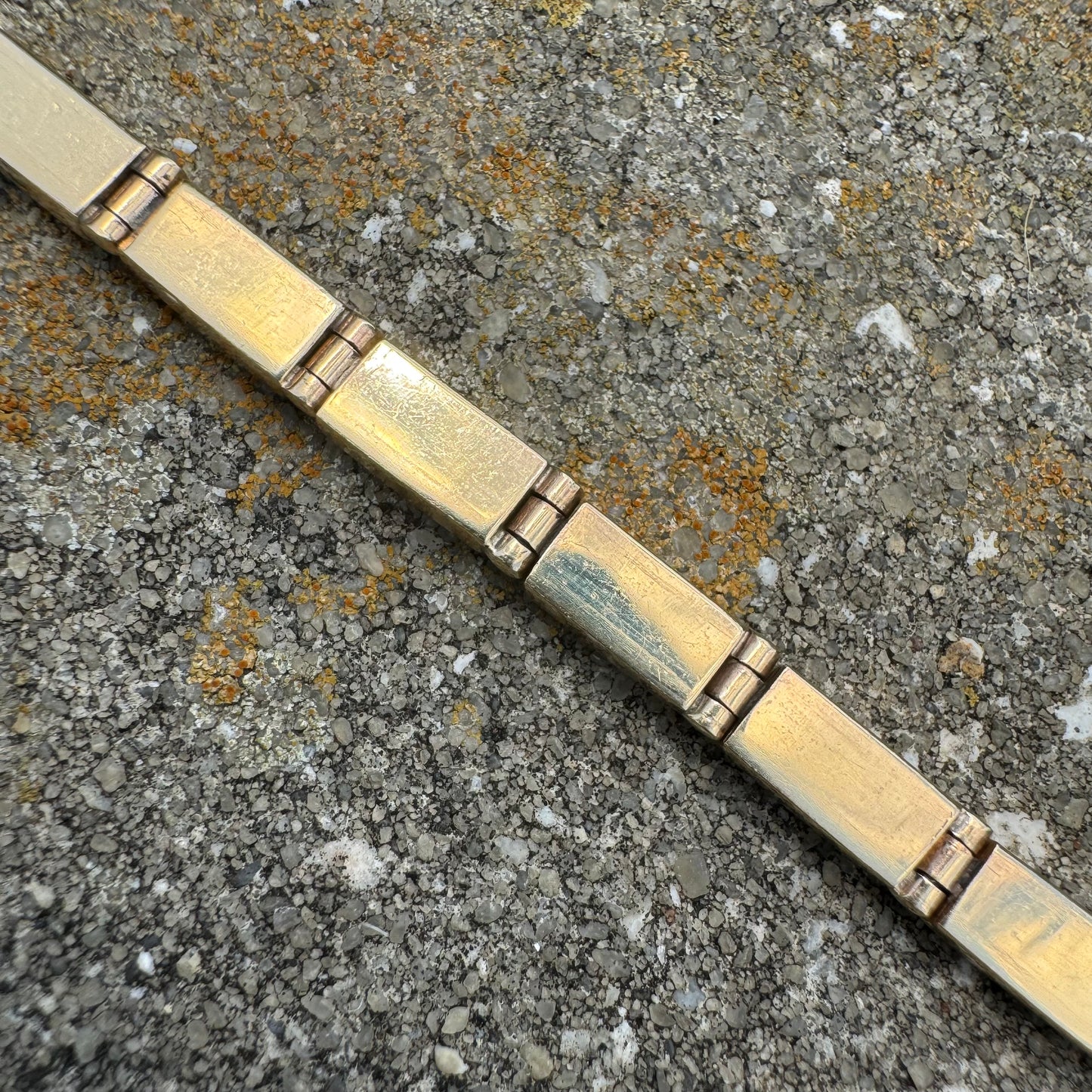 Vintage 14k Yellow Gold Mosaic Cut Opal Inlaid Bracelet (7.25”)