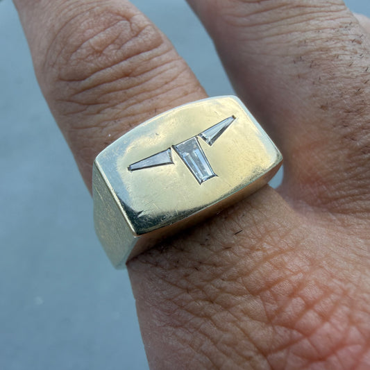 Vintage Custom Made Solid 14k Yellow Gold .50ctw VS+ Natural Diamond Trilogy Longhorn Signet Ring (12.5)