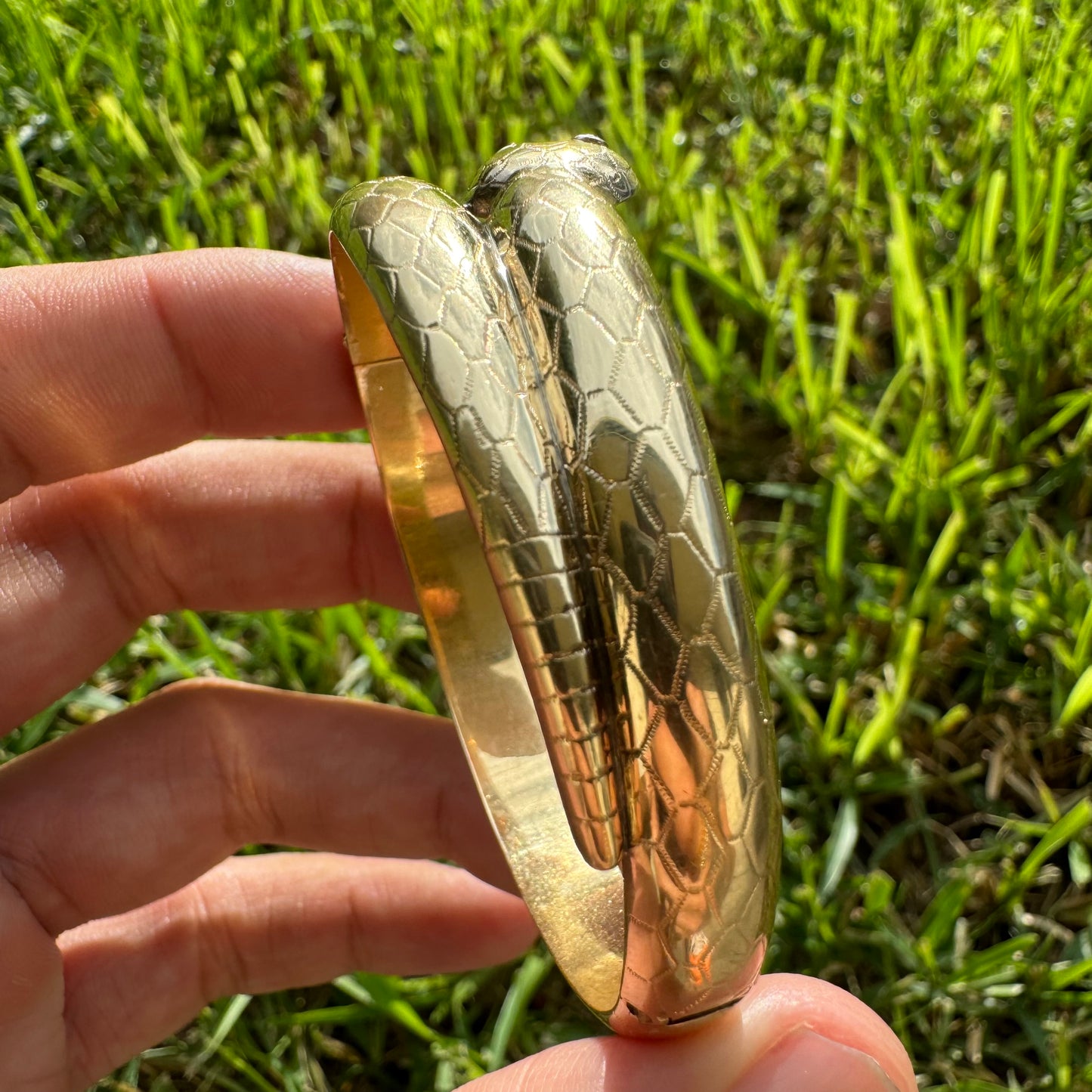 1960’s 14k Yellow Gold Hand Chased Wraparound Snake Hinged Bangle Bracelet (5.75”-6.75”)