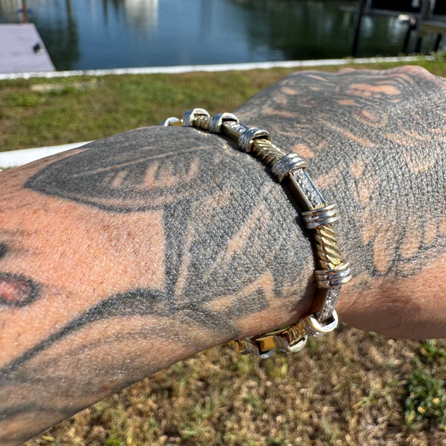 Vintage Solid 14k Two-Tone Gold 1.20ctw Natural Diamond Bracelet (7.25”)