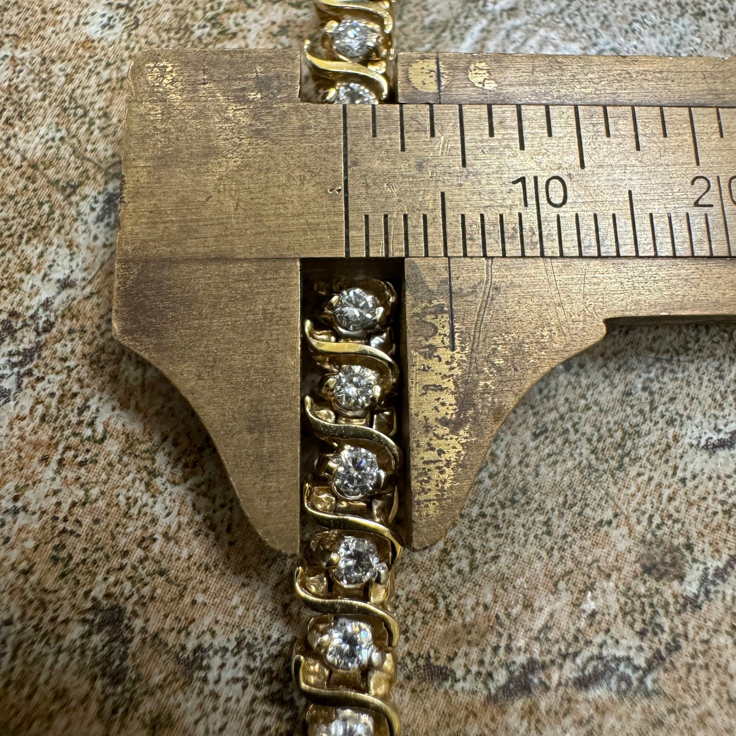 Vintage 2.25CTW Natural Diamond 14k Yellow Gold S-Link Tennis Bracelet (7.15”)