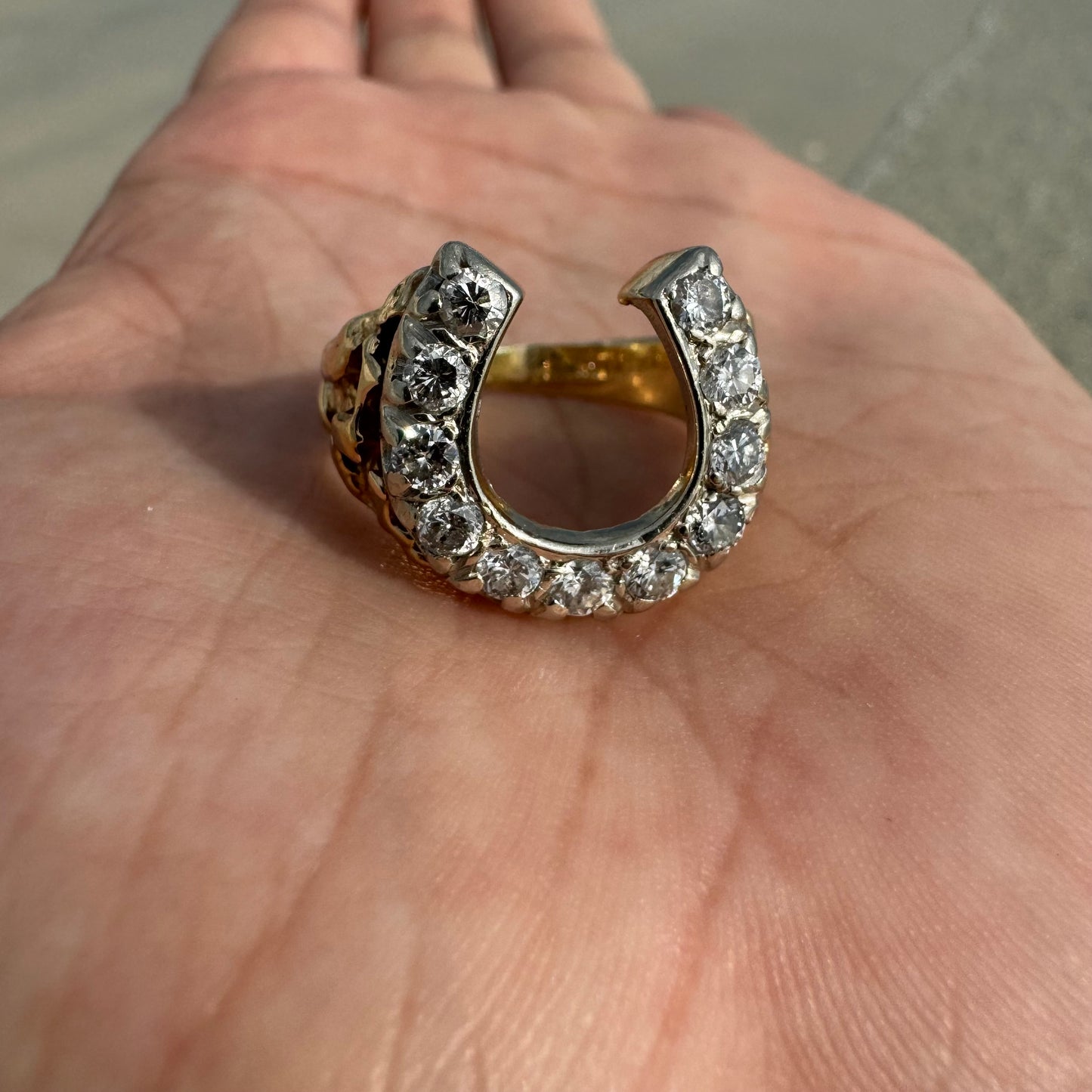 1980’s 14k Gold .77CTW Natural Diamond Horseshoe Nugget Ring (10)