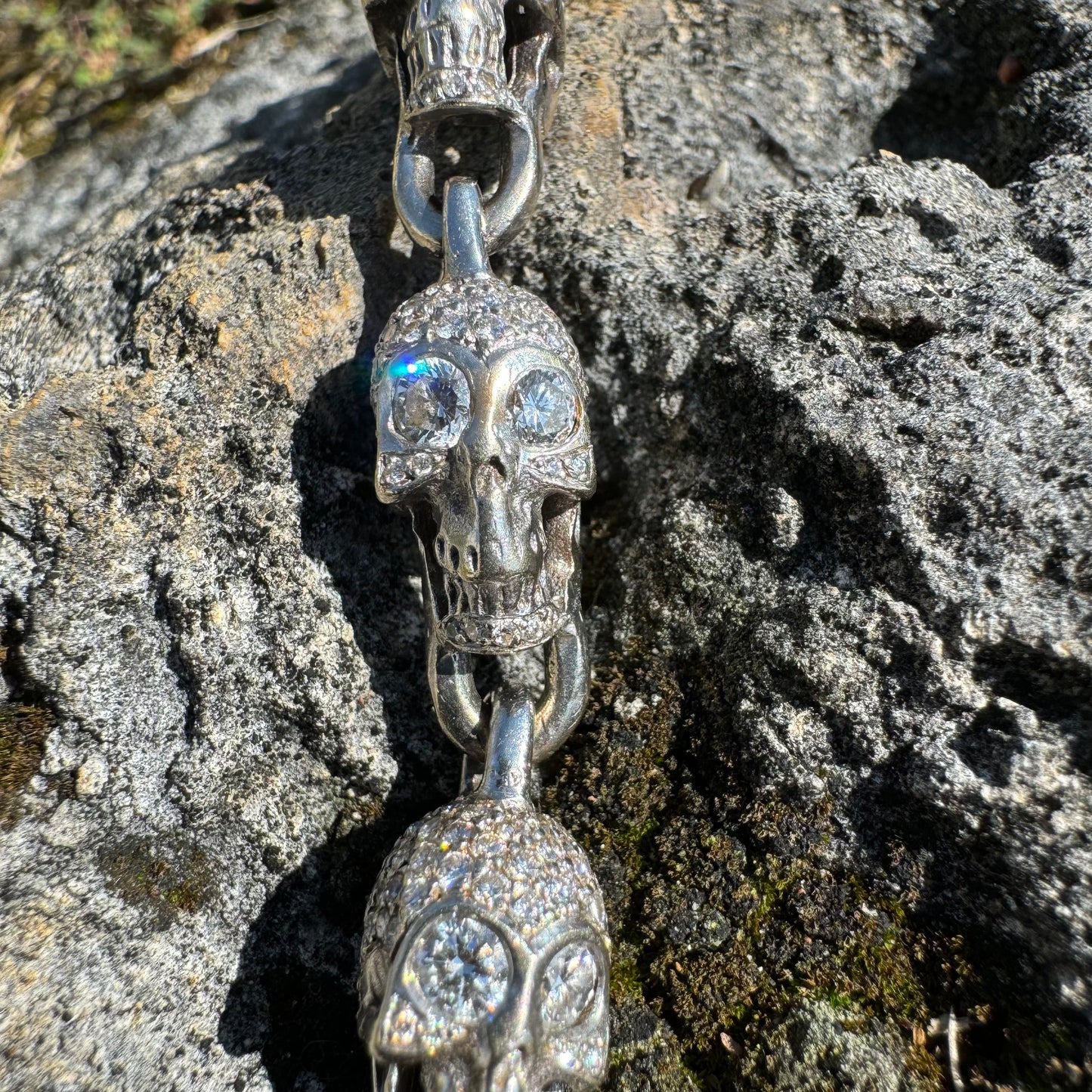 Vintage Solid 18k White Gold 21 CTW Natural Diamond Custom Skull Bracelet (7.25”)