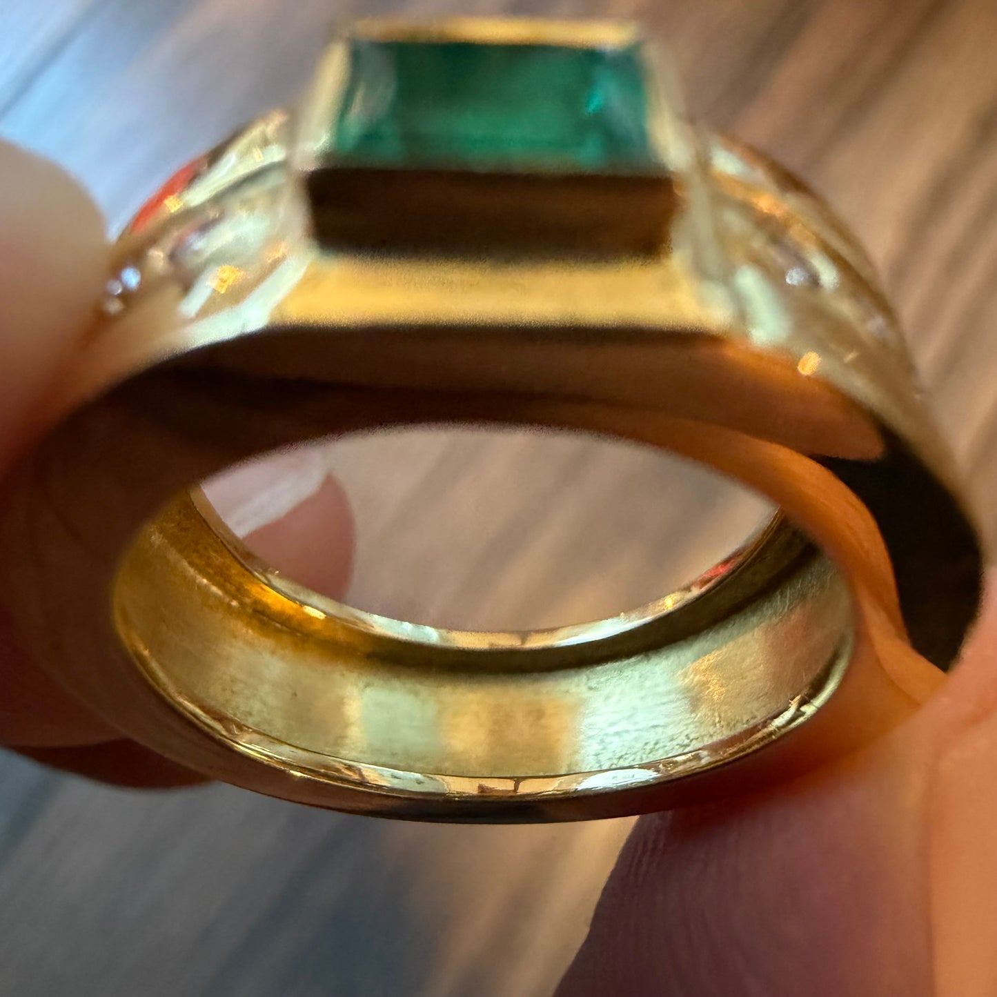 1980’s New Old Stock Solid 18k Yellow Gold 1.0ctw Natural Columbian Emerald and VS Diamond Ring (7)