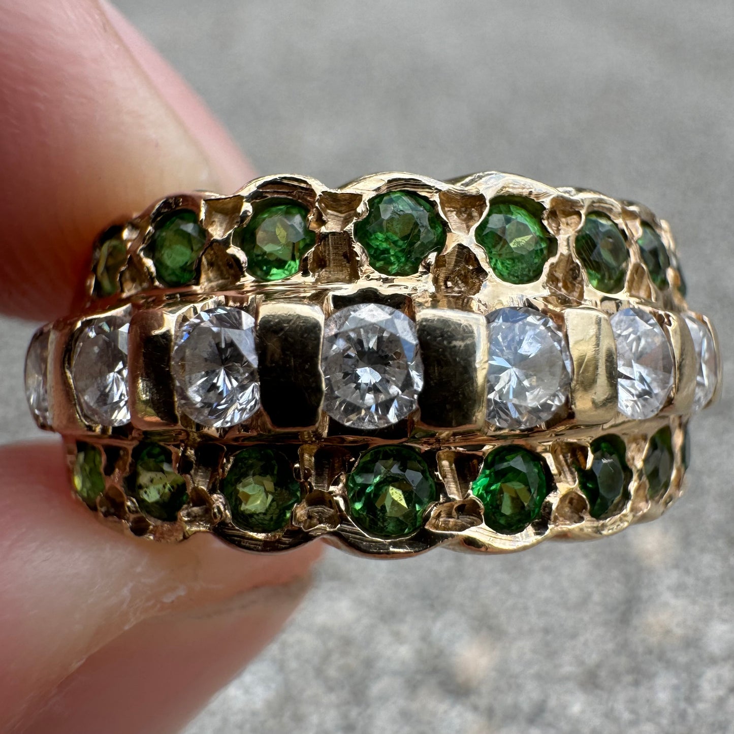 Vintage Handmade Solid 14k Yellow Gold 1.0Ctw Natural Diamond/1.25Ctw Tsavorite Garnet Ring (7.5)