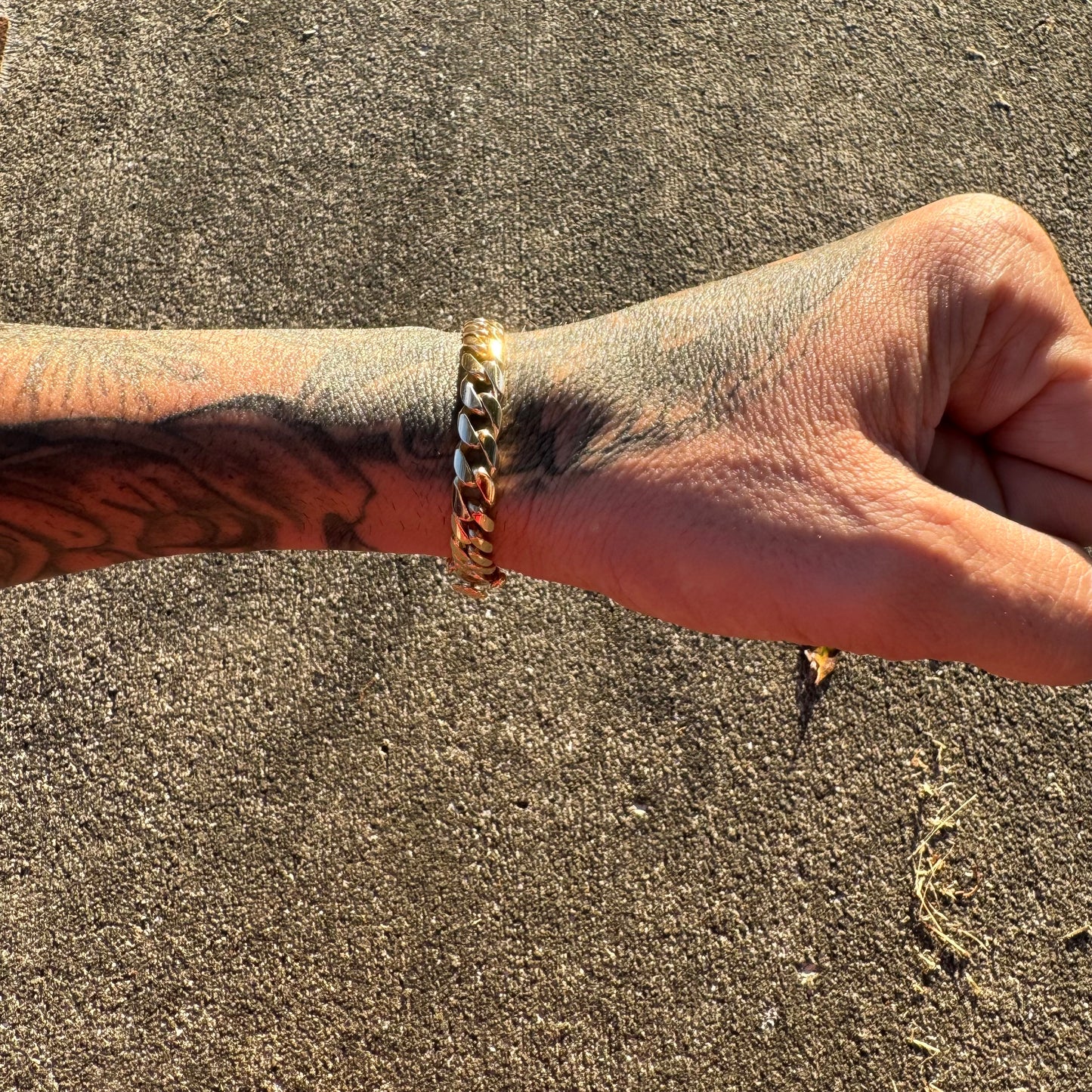 1980’s Solid 18k Yellow Gold Heavyweight Cuban Link Bracelet (8”)