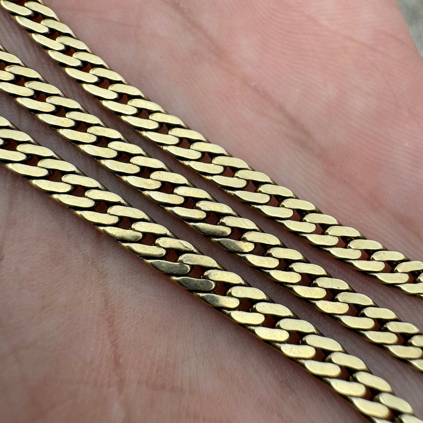 Circa 1970’s Solid 14k Italian Yellow Gold Herringbone Style Cuban Link Necklace (19.25”)
