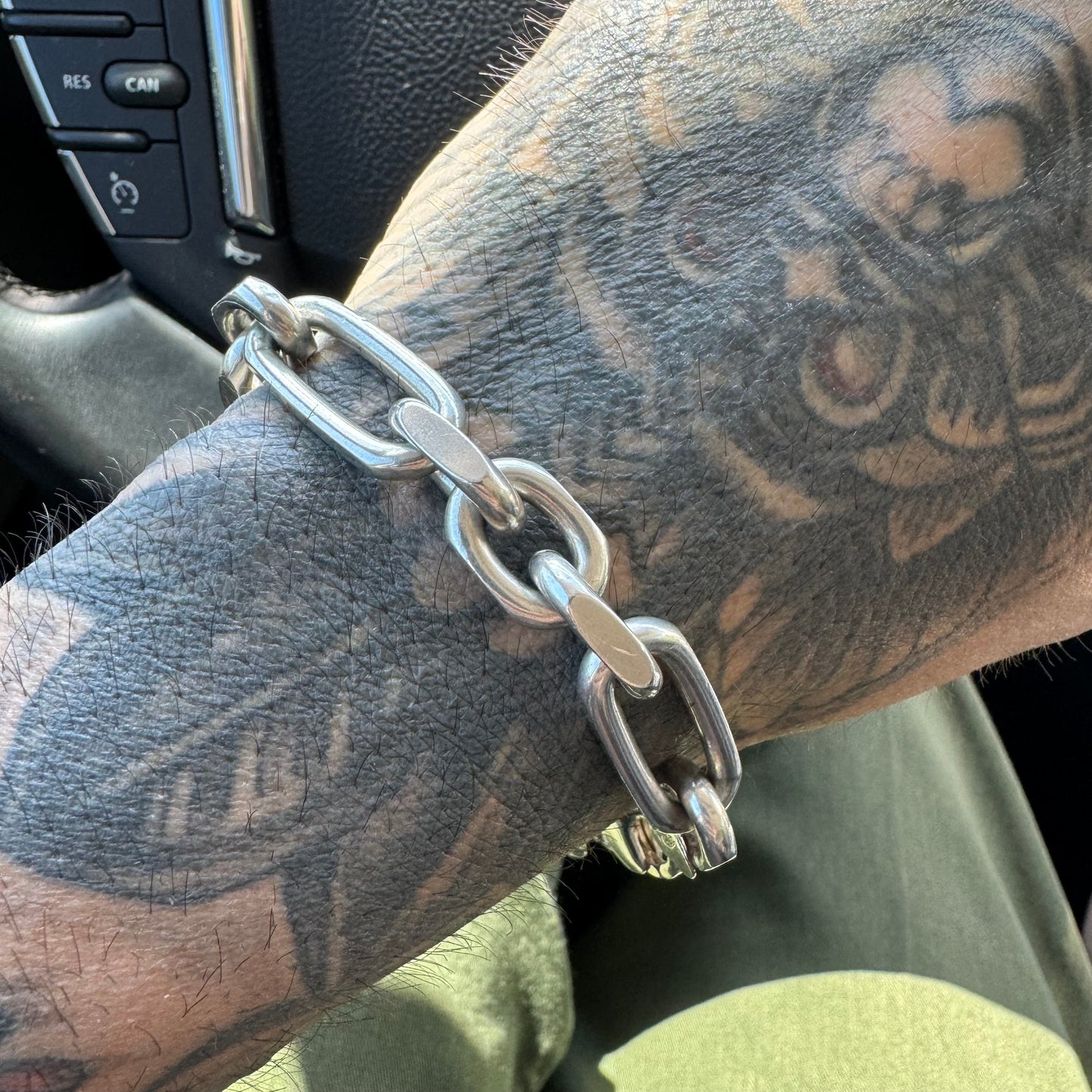 Bracelet