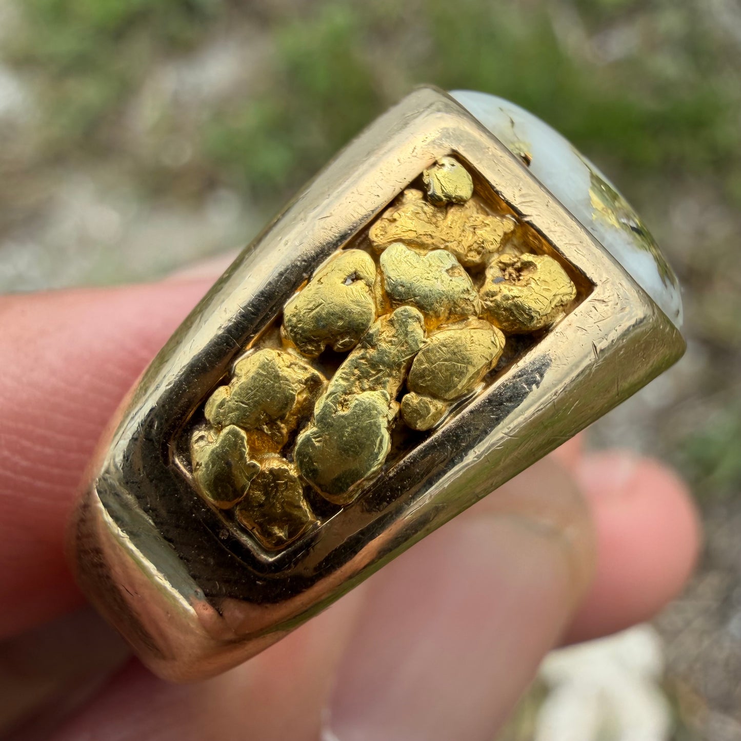 Vintage Solid 14k Yellow Gold Raw 22k Nugget Gold Bearing Quartz Signet Ring (10)