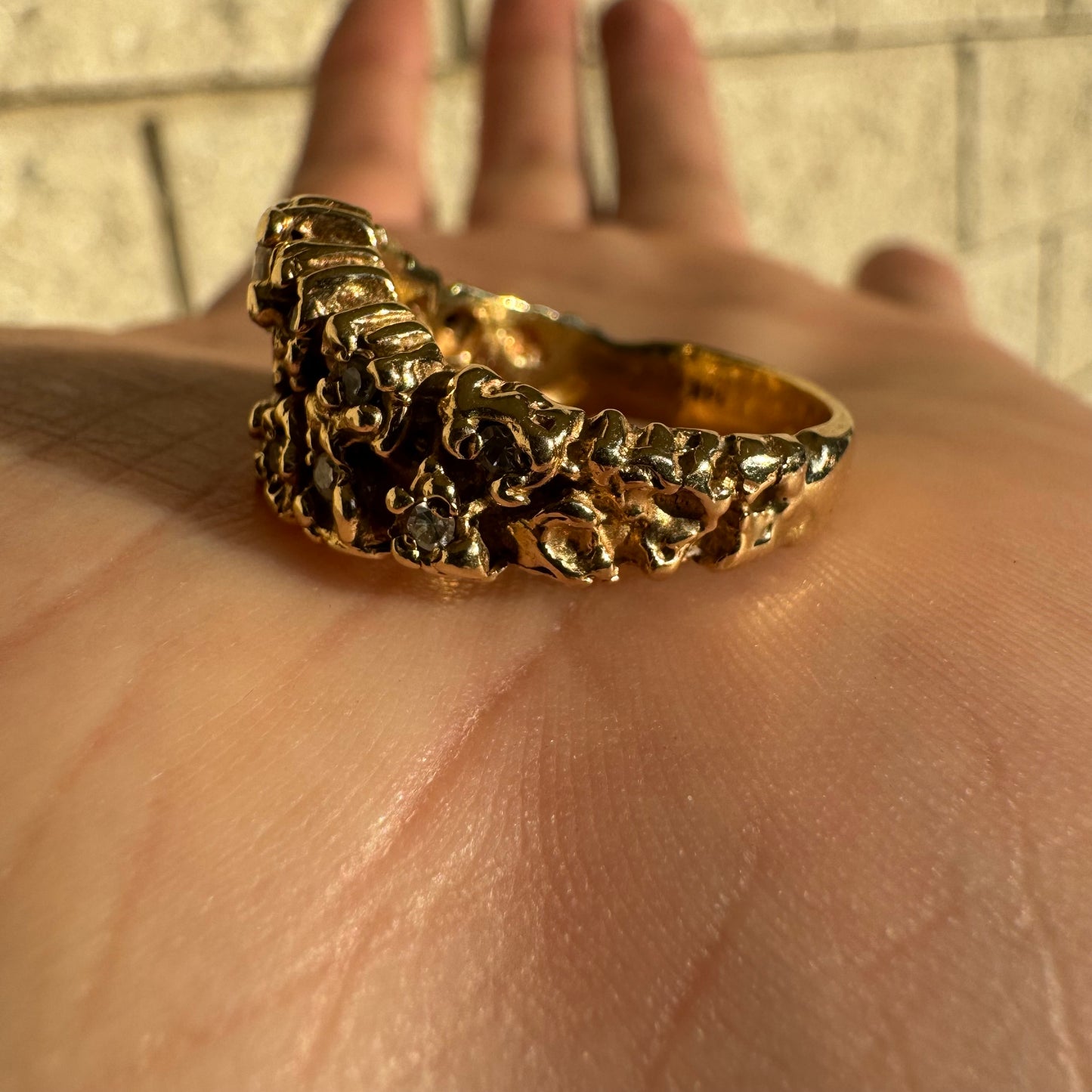 Vintage Solid 14k Yellow Gold .90CTW Natural Diamond Brutalist Nugget Cluster Ring (7.5)