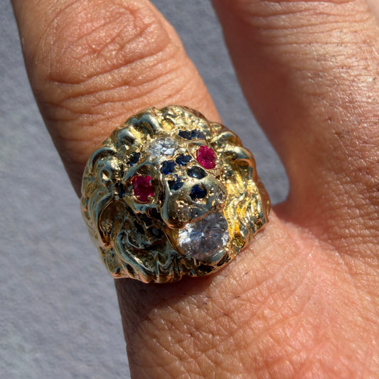 Vintage Solid 14k Yellow Gold Natural Diamond And Sapphire Encrusted Lion Ring (10.5)