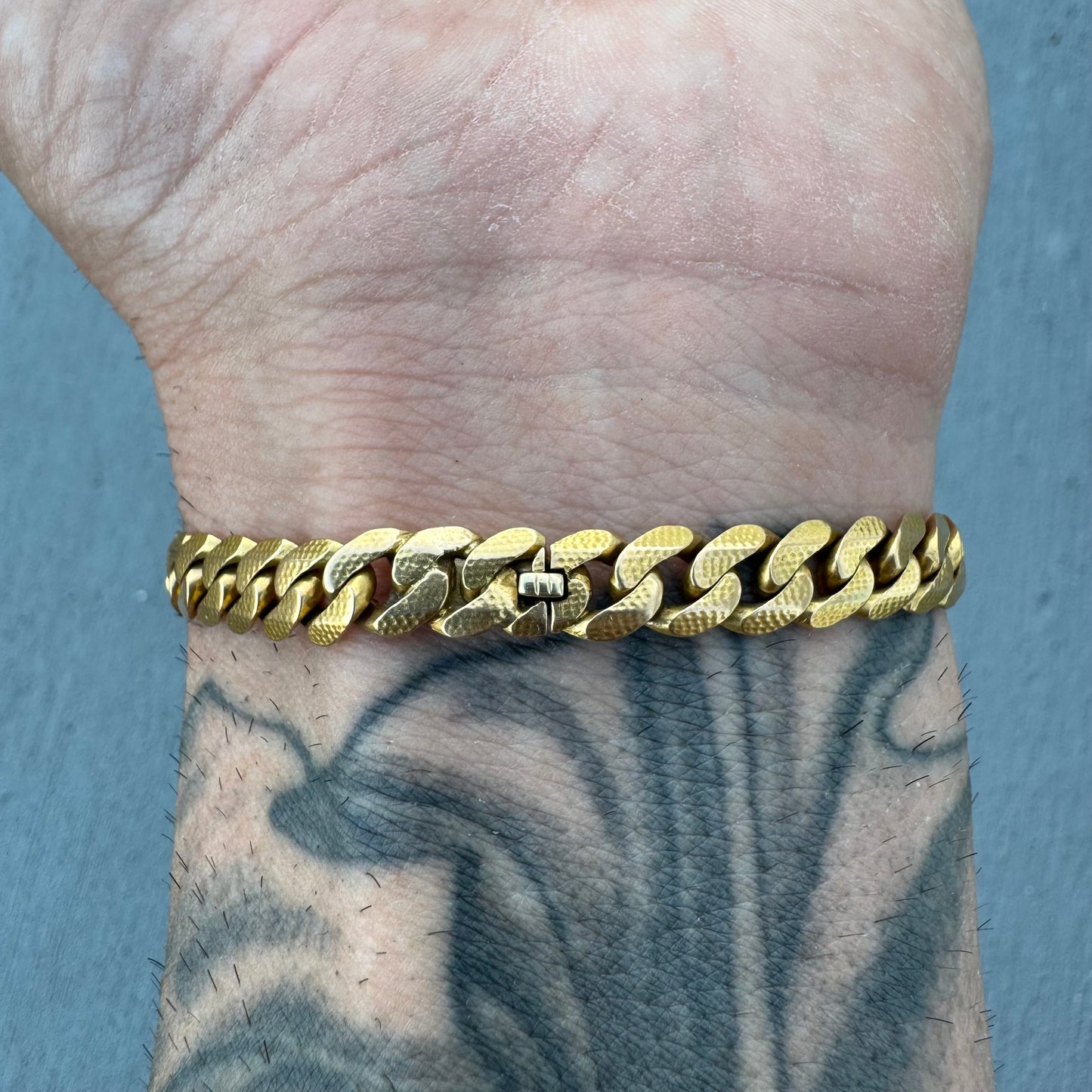 1960’s/70’s Solid 18k Yellow Gold Sleek Cuban Link Bracelet (7.25”)