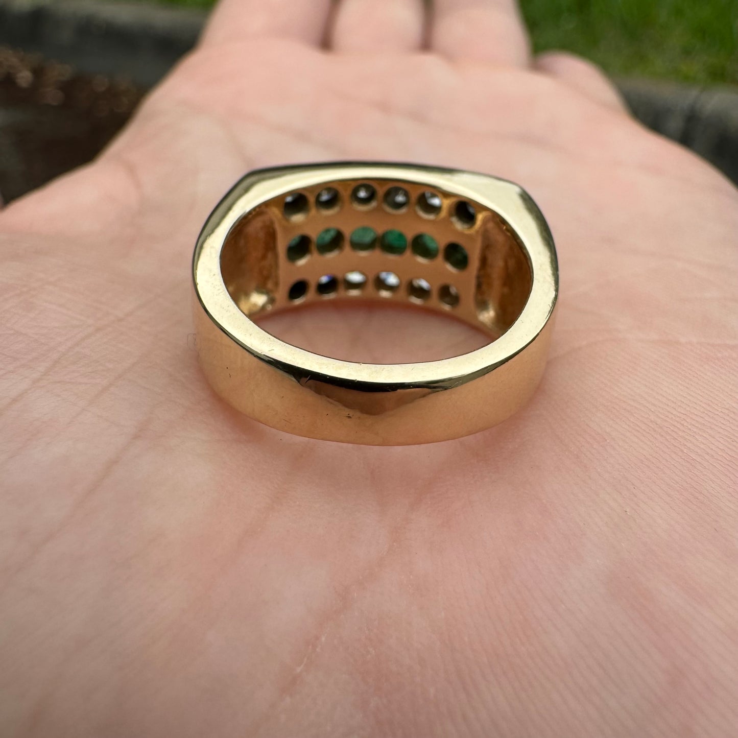 Vintage 14k Yellow Gold Custom Made 1.8ctw Natural Diamond And .90ctw Columbian Emerald Ring (8)