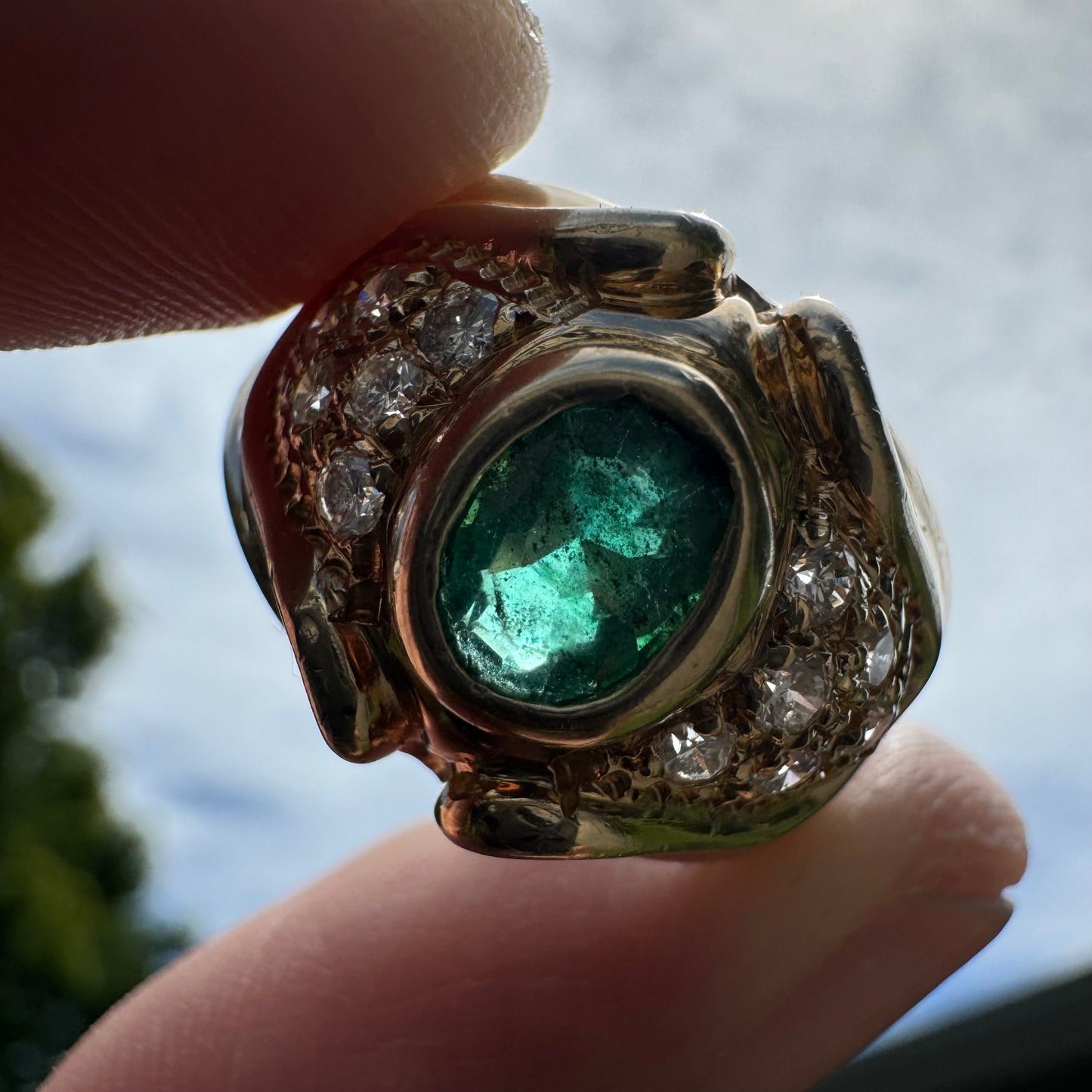 Vintage 14k Yellow Gold .80Ct Natural Columbian Emerald .50Ctw Natural VS Diamond Ring (8)