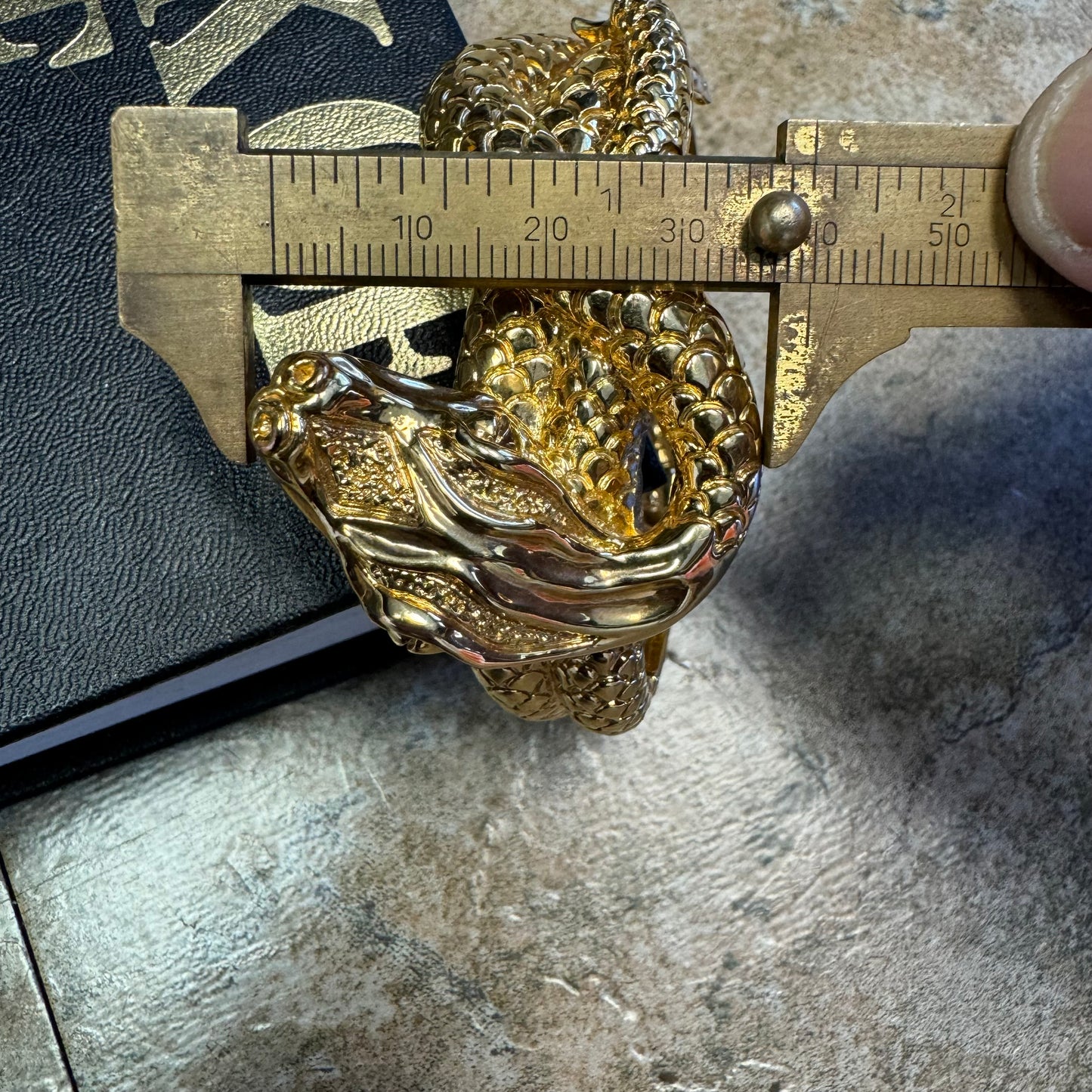 Vintage 14k Yellow Italian Gold Large Menacing Snake Bracelet (7”-8”)