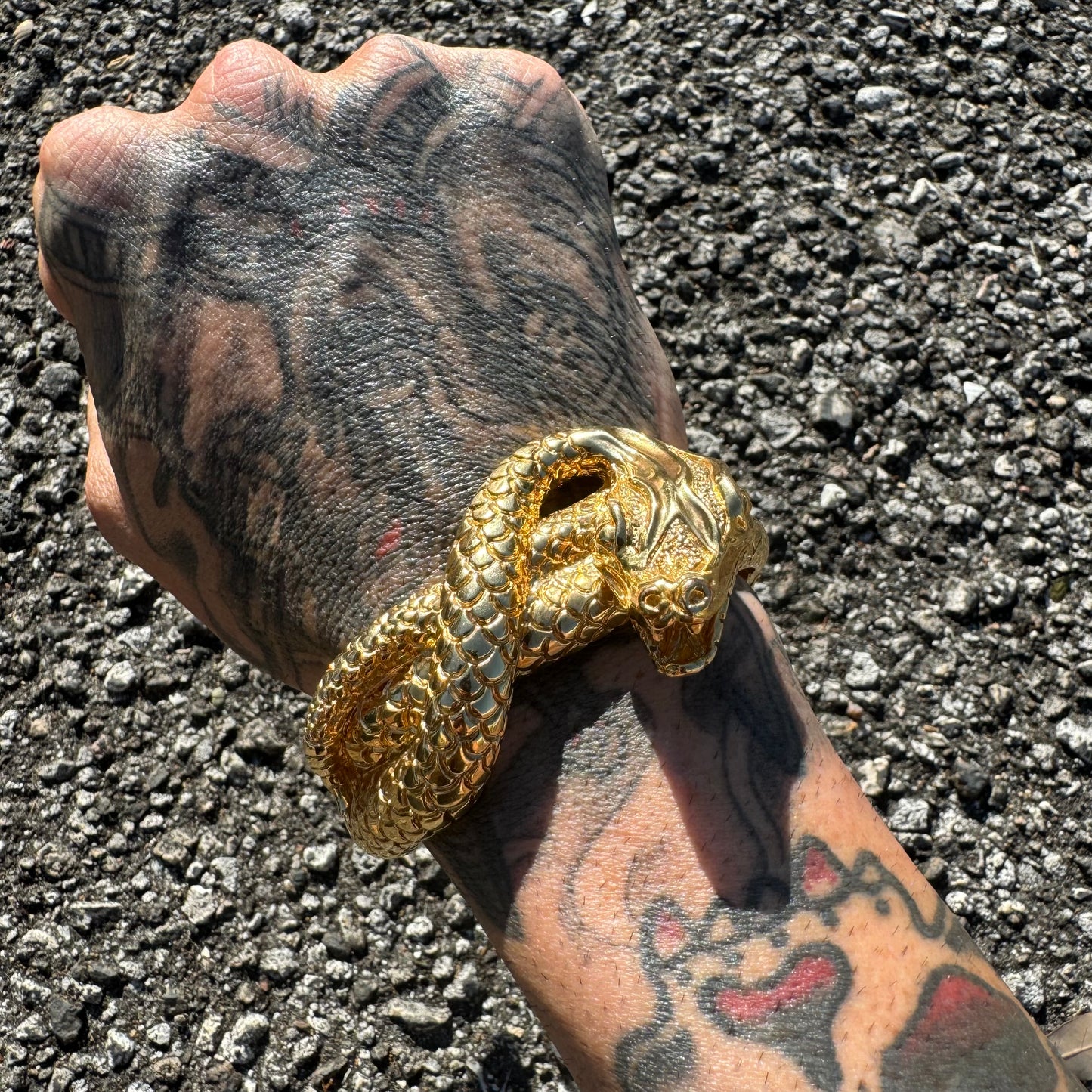 Vintage 14k Yellow Italian Gold Large Menacing Snake Bracelet (7”-8”)