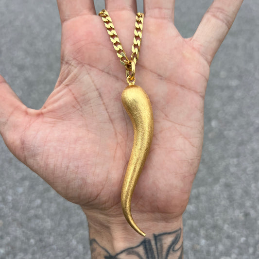 Mid-Century 18k Italian Cornicello Protection Amulet Pendant.