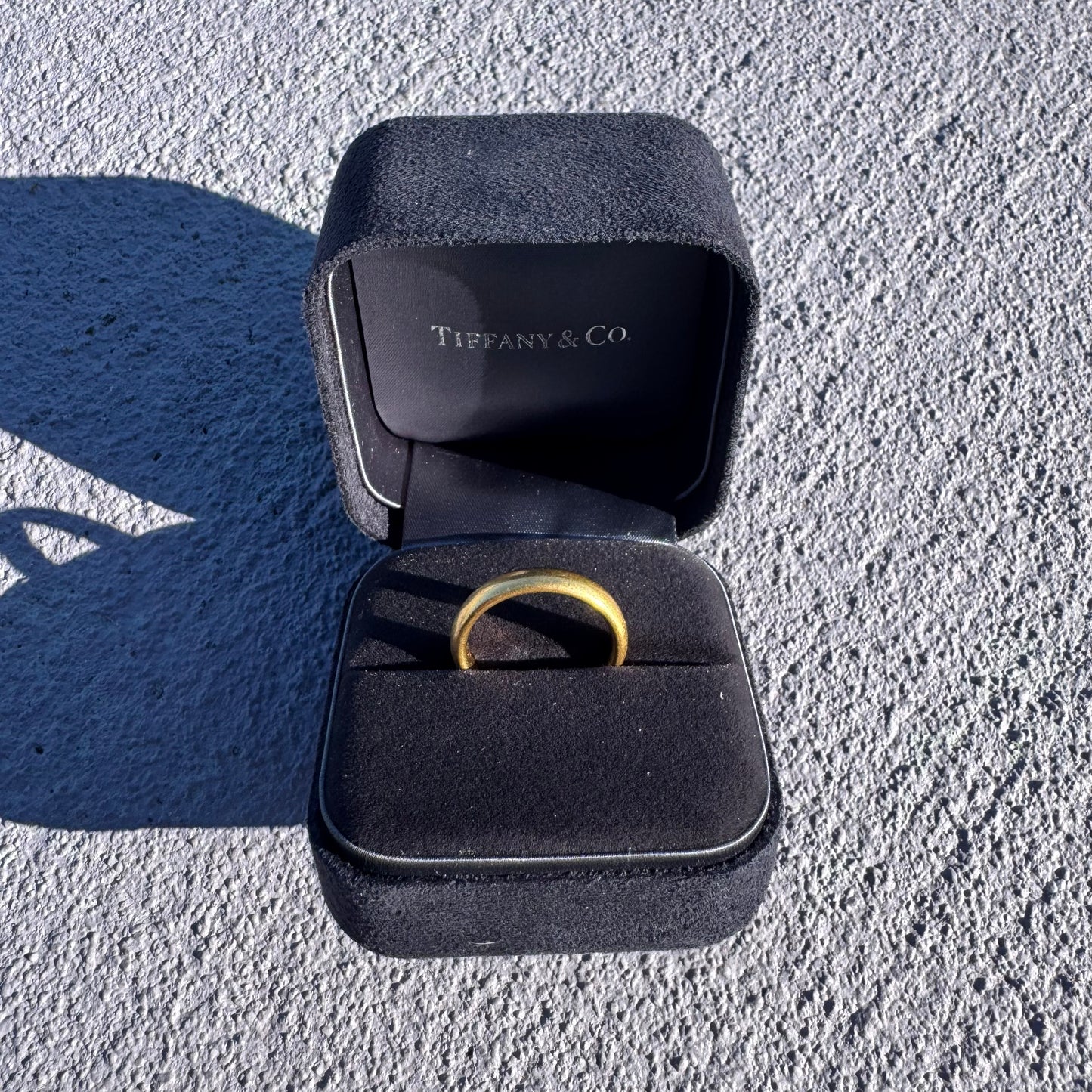 Antique Tiffany & Co. Solid 22k Yellow Gold Donut Band Ring (10)