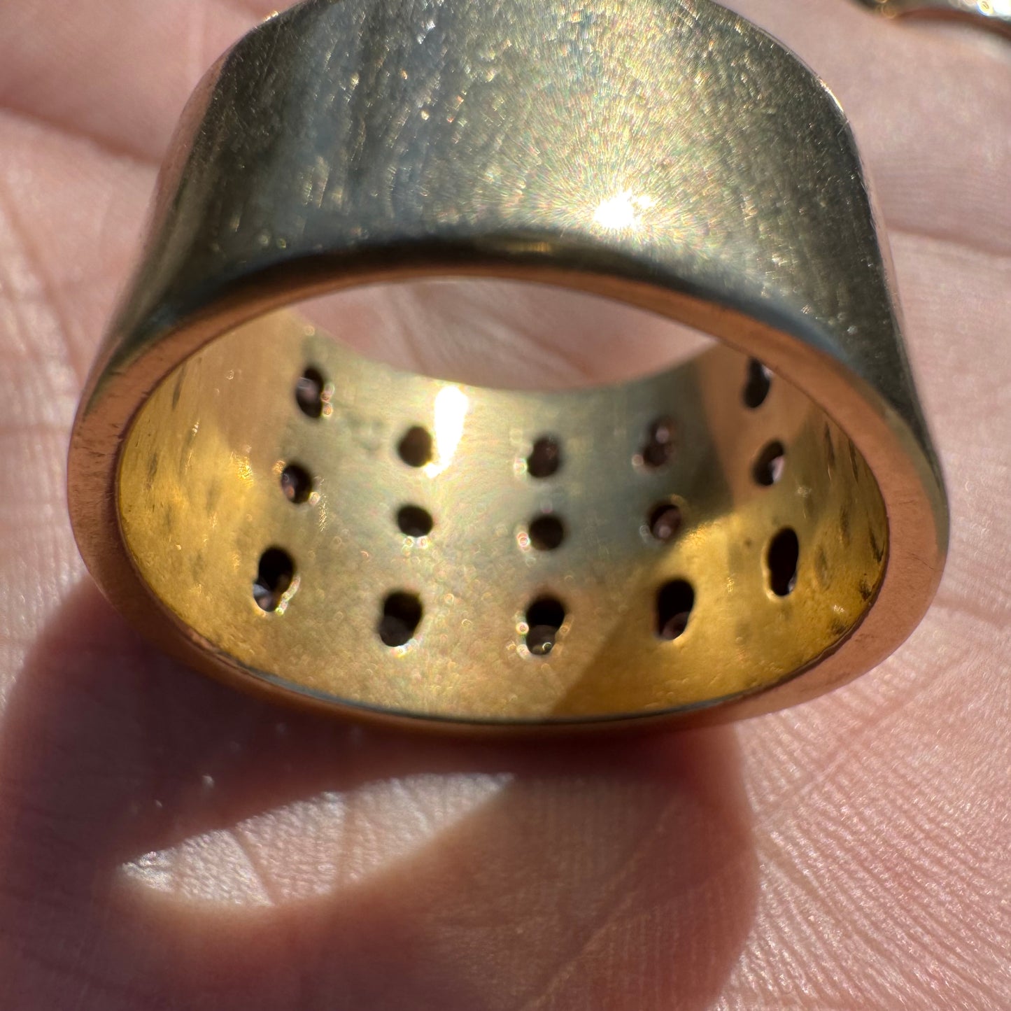 Vintage Solid Heavyweight 18k Yellow Gold 1.5ctw Natural Diamond Chunky Cigar Band (10.75-11)