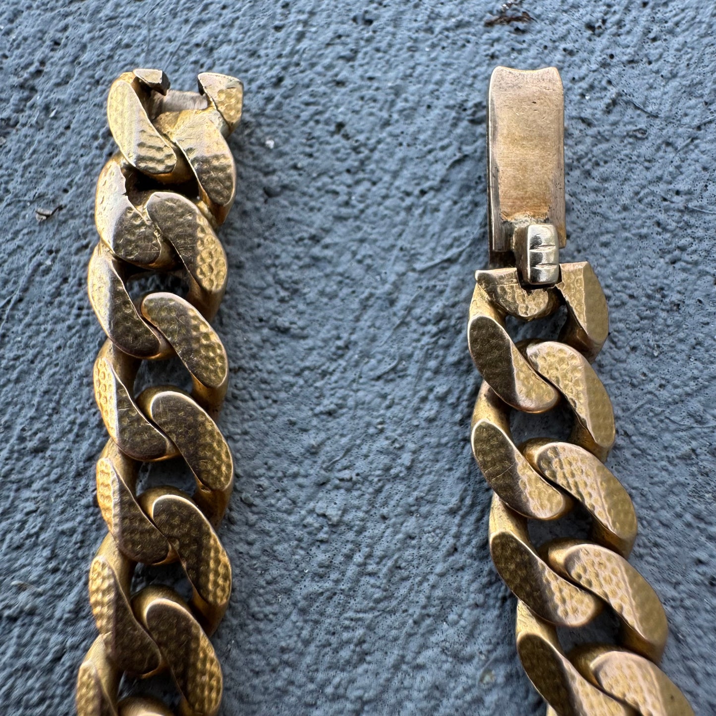 1960’s/70’s Solid 18k Yellow Gold Sleek Cuban Link Bracelet (7.25”)