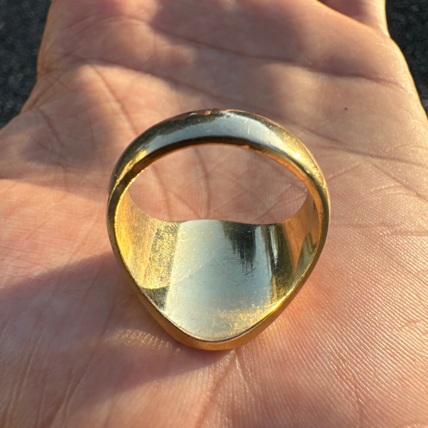 Old Solid 14k Yellow Gold Hand Chased Engraved Crest Signet Ring (10)