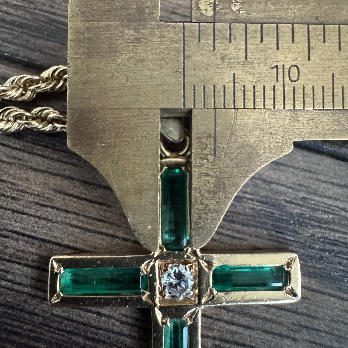 Vintage Solid 14k Yellow Gold 2.65ctw Natural Columbian Emerald And Diamond Cross Pendant