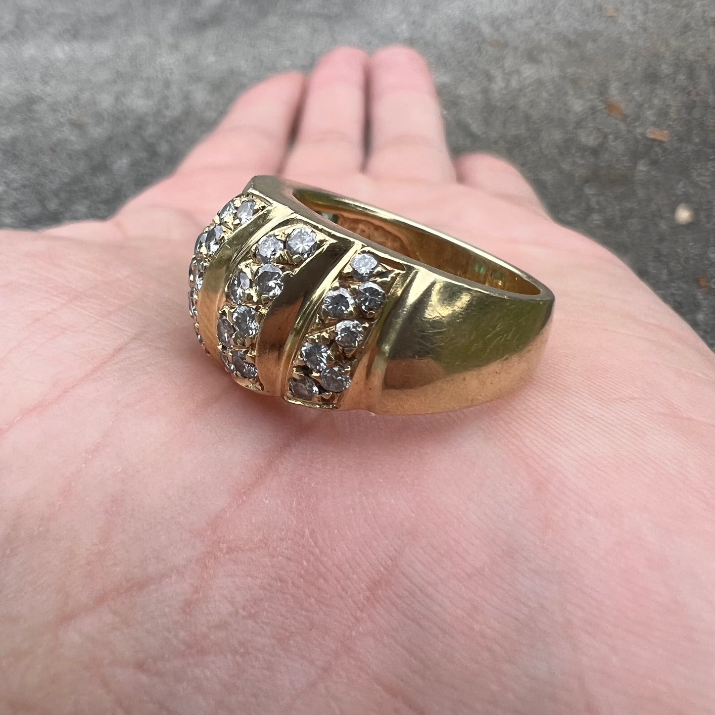 1980’s Custom Made Heavyweight 14k Yellow Gold Chunky .75CTW Natural Diamond And 1.0CTW Columbian Emerald Ring (7)