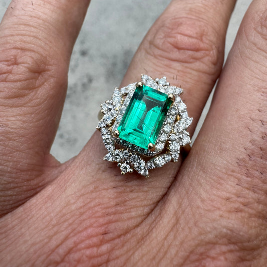 Brand New 14k Yellow Gold 1.62ct Natural Columbian Emerald .76ctw Natural VS White Diamond Ring (8)