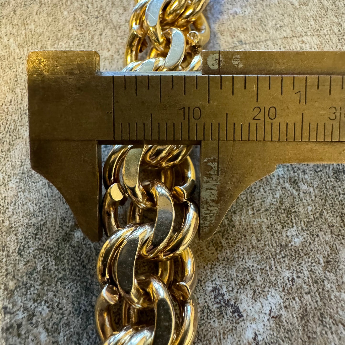 Mid-Century Tiffany & Co. Solid 14k Yellow Gold Heavyweight Chunky Chino Link Bracelet (8”)