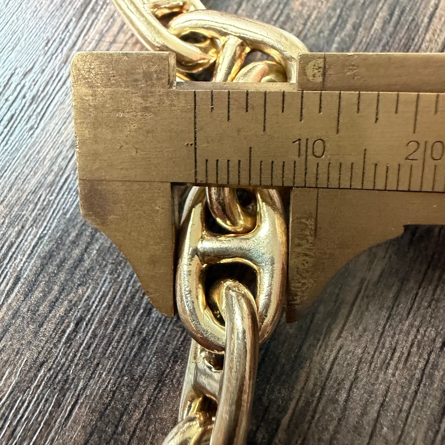 1970’s Super Heavyweight Solid 14k Yellow Gold Chunky Chaine D’ Ancre Mariner Link Bracelet (9.5”)