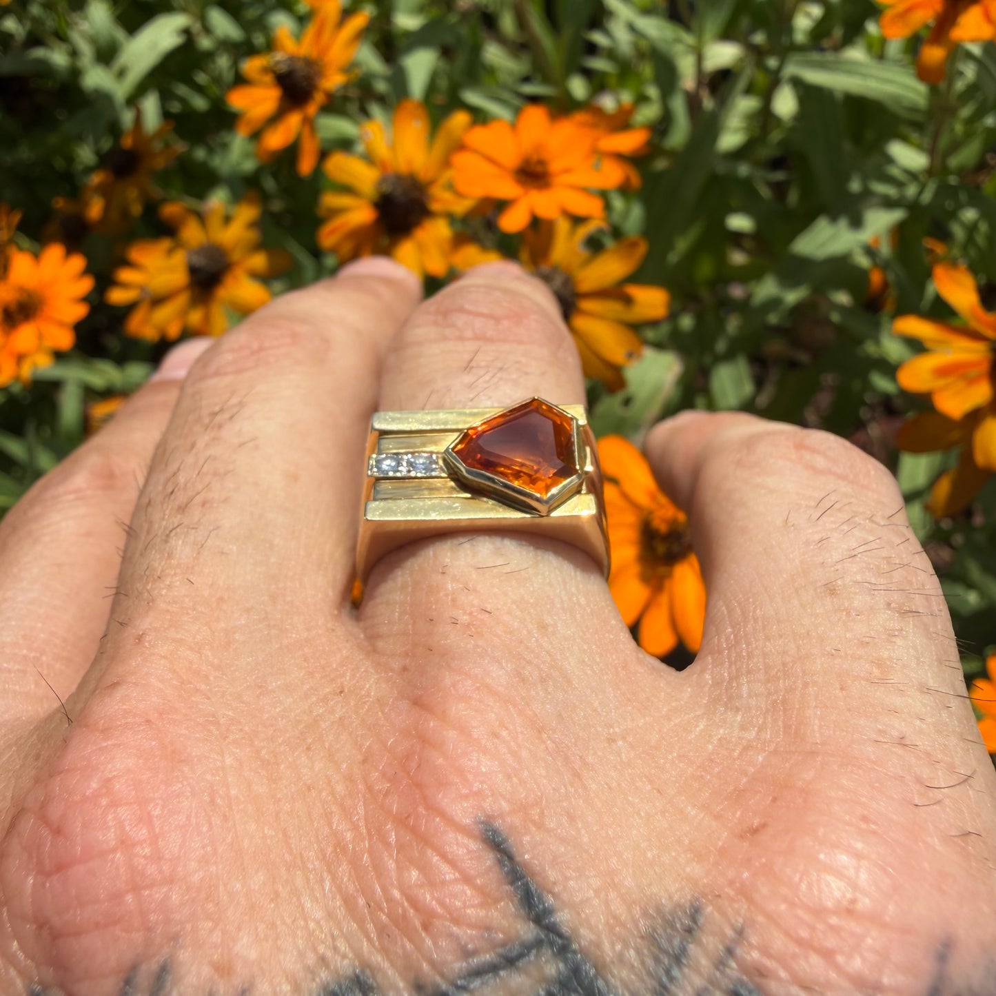 Vintage Solid 18k Yellow Gold Shield Cut Orange Sapphire And Diamond Signet Ring (8.25)