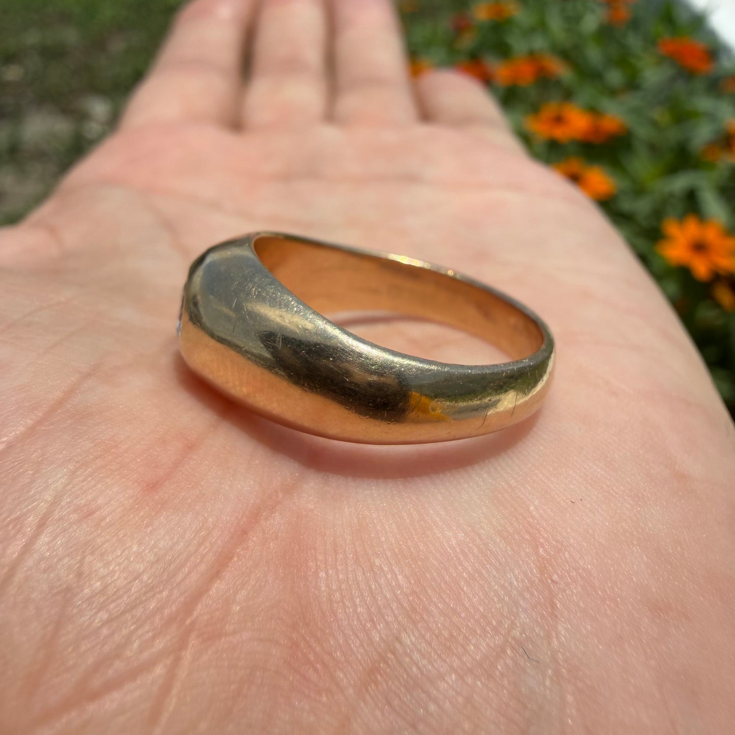 Mid-Century Solid 14k Yellow Gold .45ct Natural VS Diamond Rub Over Gypsy Ring (10)