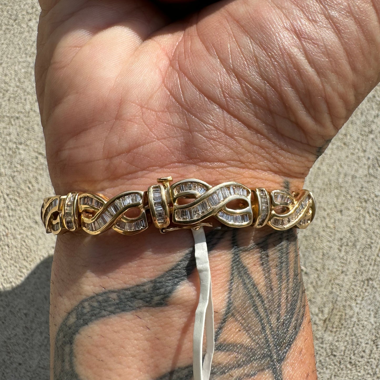 Brand New 4.0ctw Natural Baguette Diamond 14k Yellow Gold Infinity Link Bracelet (7.75”)